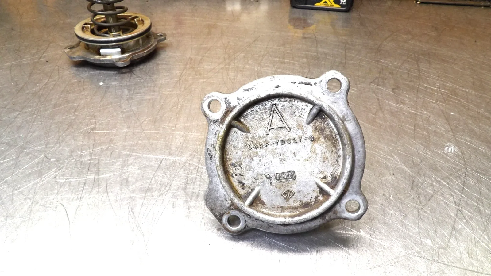 Ford   C-4  Automatic Transmission  "  Intermediate Band Servo  "   Very Good