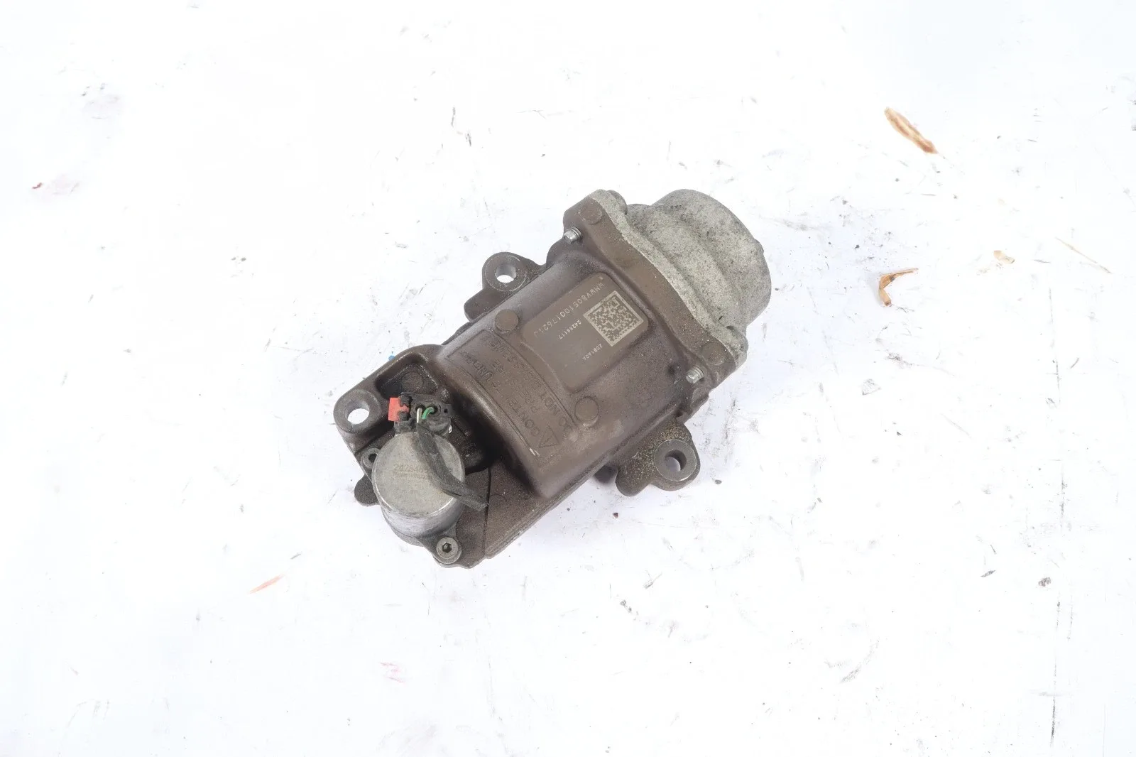 2018-2020 BUICK REGAL SPORTBACK AWD AUTOMATIC TRANSMISSION SERVO ACCUMULATOR OEM image 3
