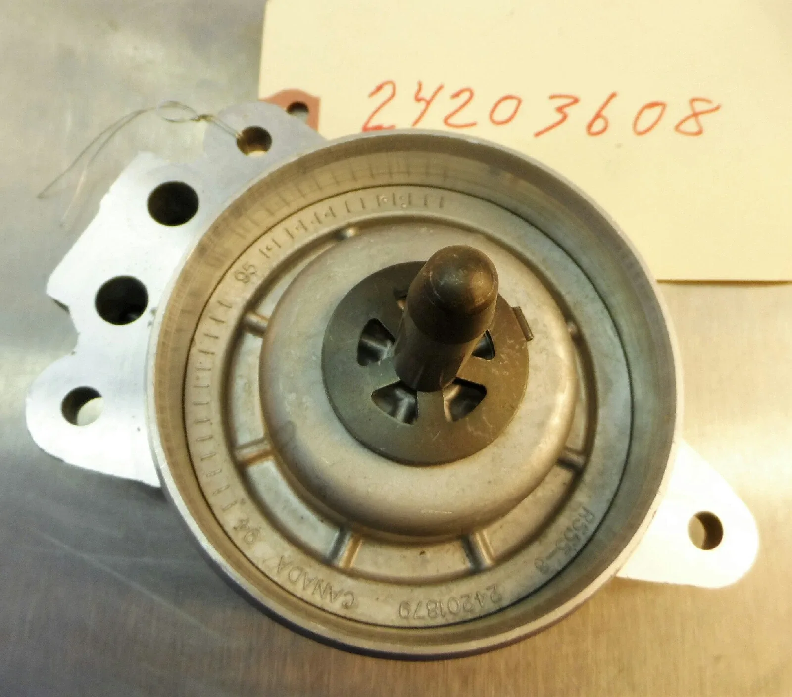 ACDelco Original GM 24203608 Servo and Accumulator Cover image 2