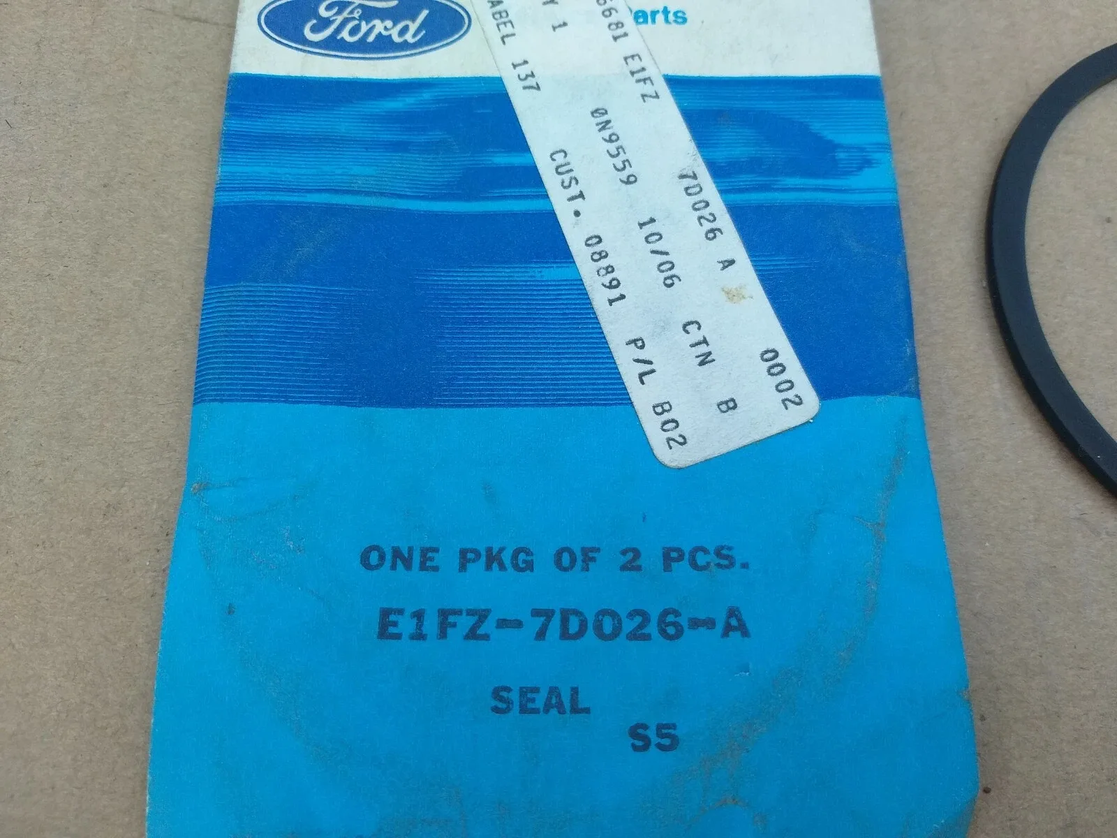 1981-1990 Ford Escort ATX Automatic Transmission Servo Piston Seal E1FZ-7DO26-A image 4