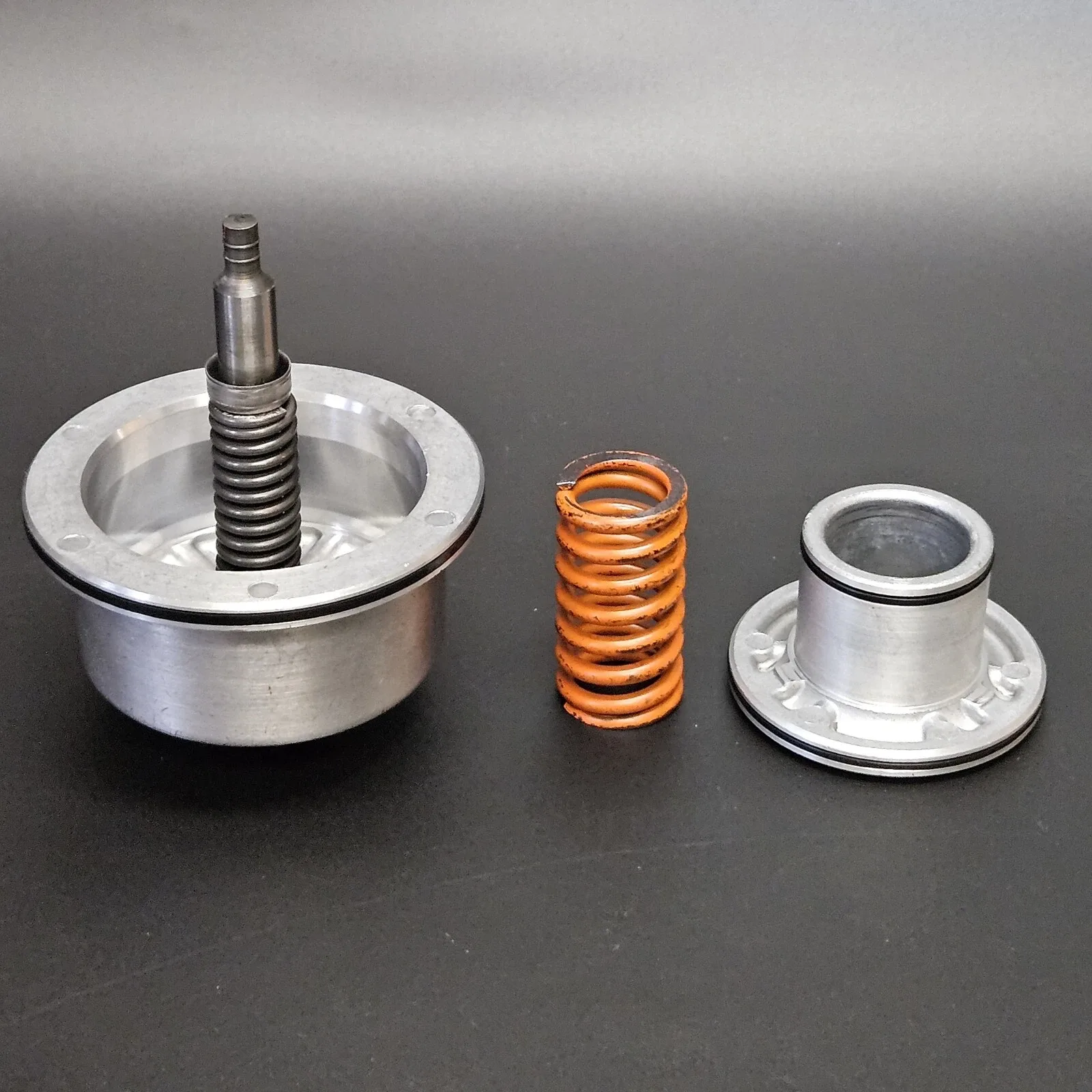 4L80E REVERSE SERVO REAR ASSEMBLY 1997-UP 34910A image 2