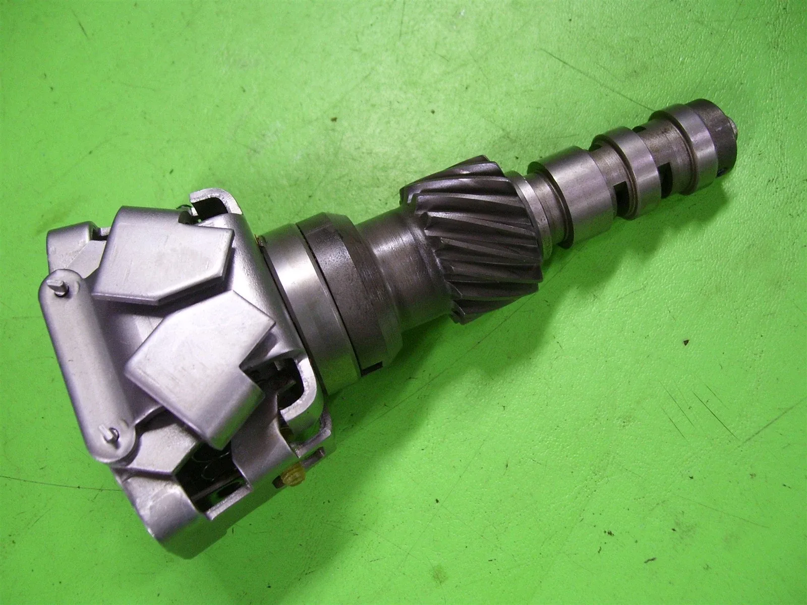 1995 Mercedes E320 W124 Transmission Governor 1994 722.3 722.4