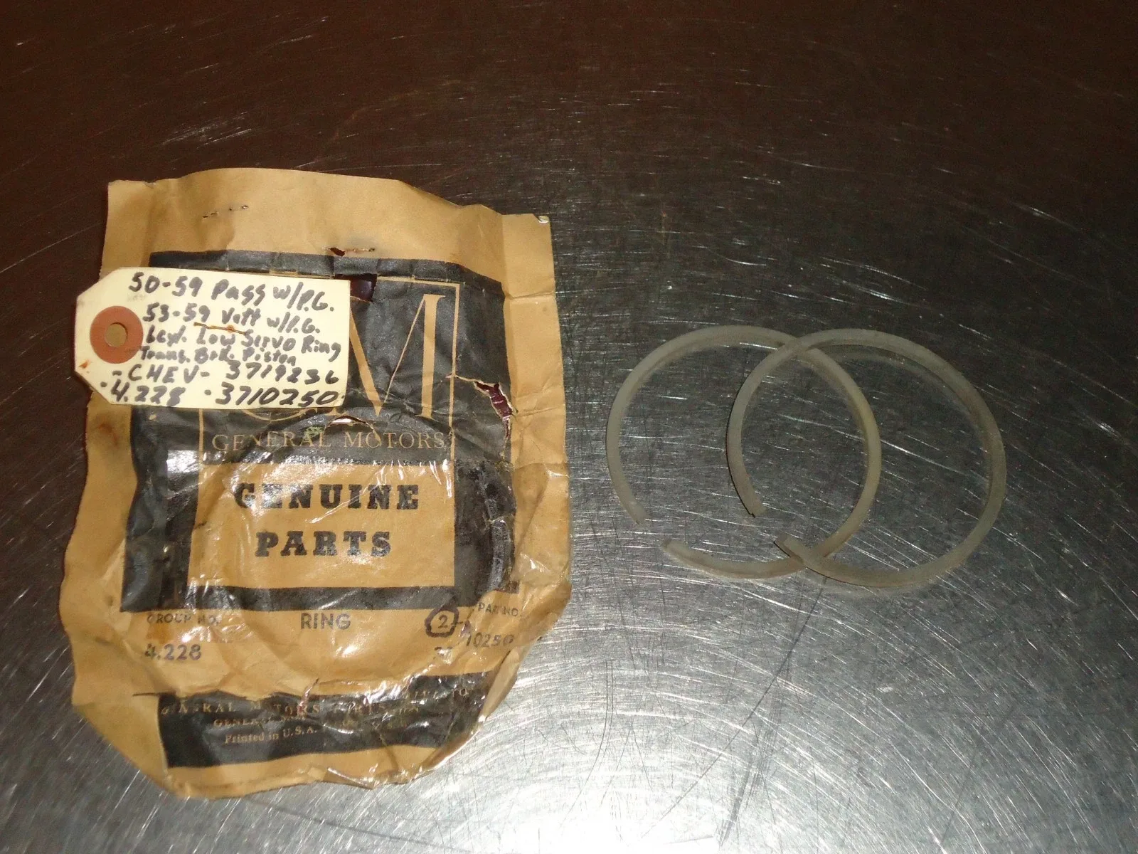 1950-1959 Chevrolet Powerglide Low Servo Piston Ring GM 3710250