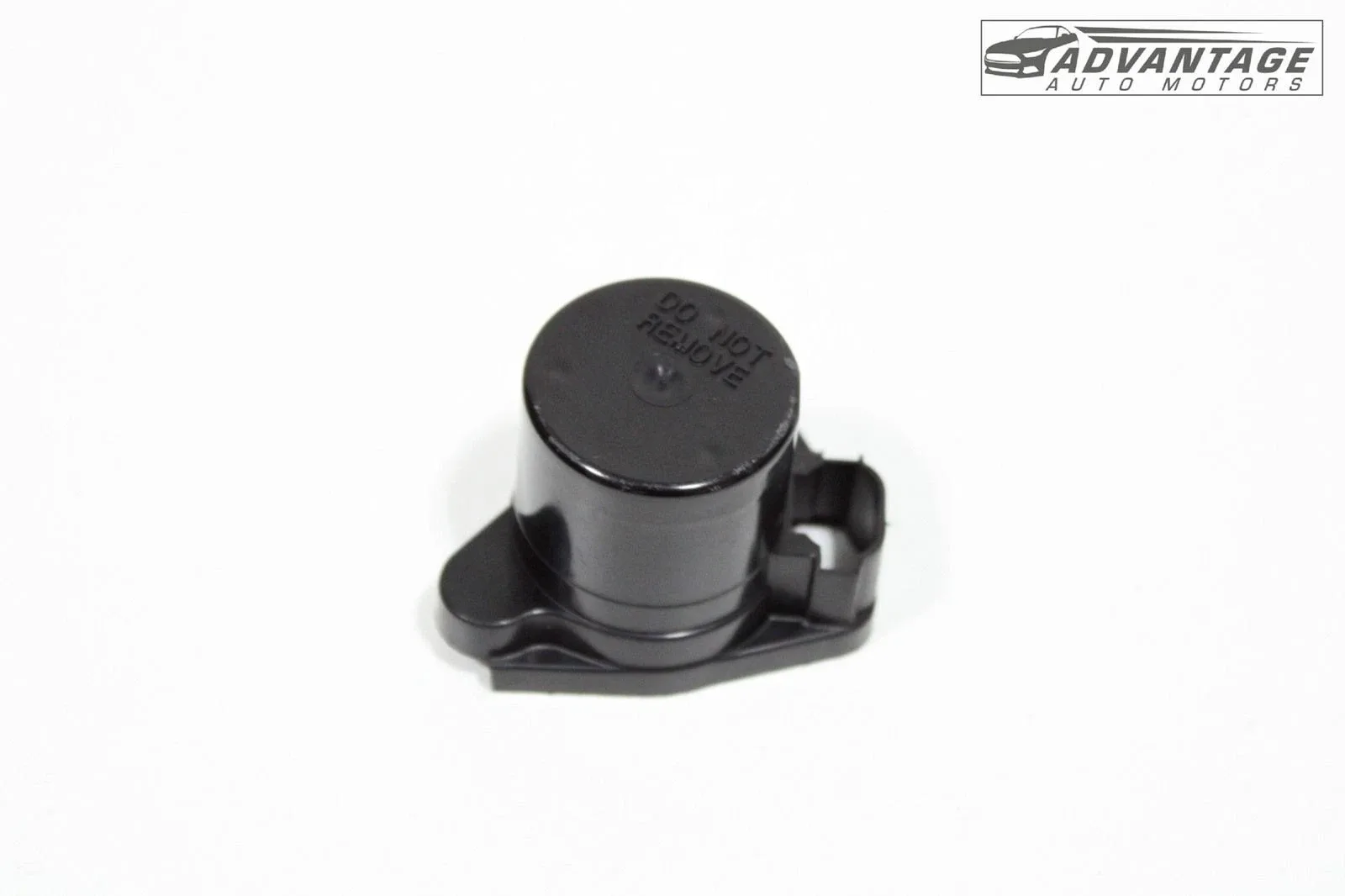 2020-2022 Chevy Equinox Transmission Servo Cap OEM image 2