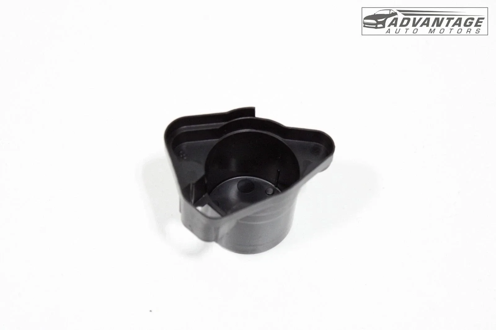2020-2022 Chevy Equinox Transmission Servo Cap OEM image 4