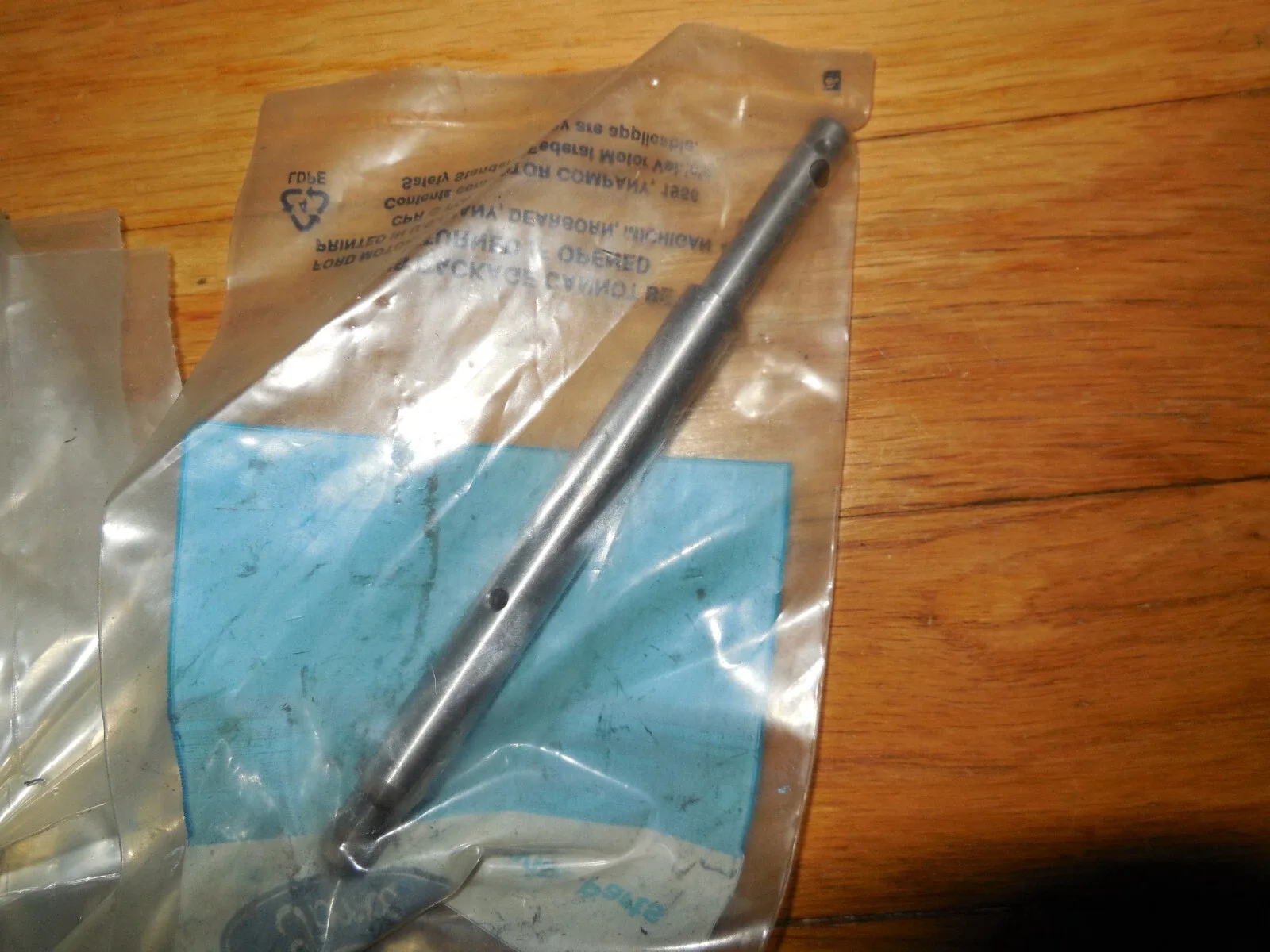 NOS 1991 Ford Escort ATX Lower Servo Piston Rod F1CZ-7D190-E