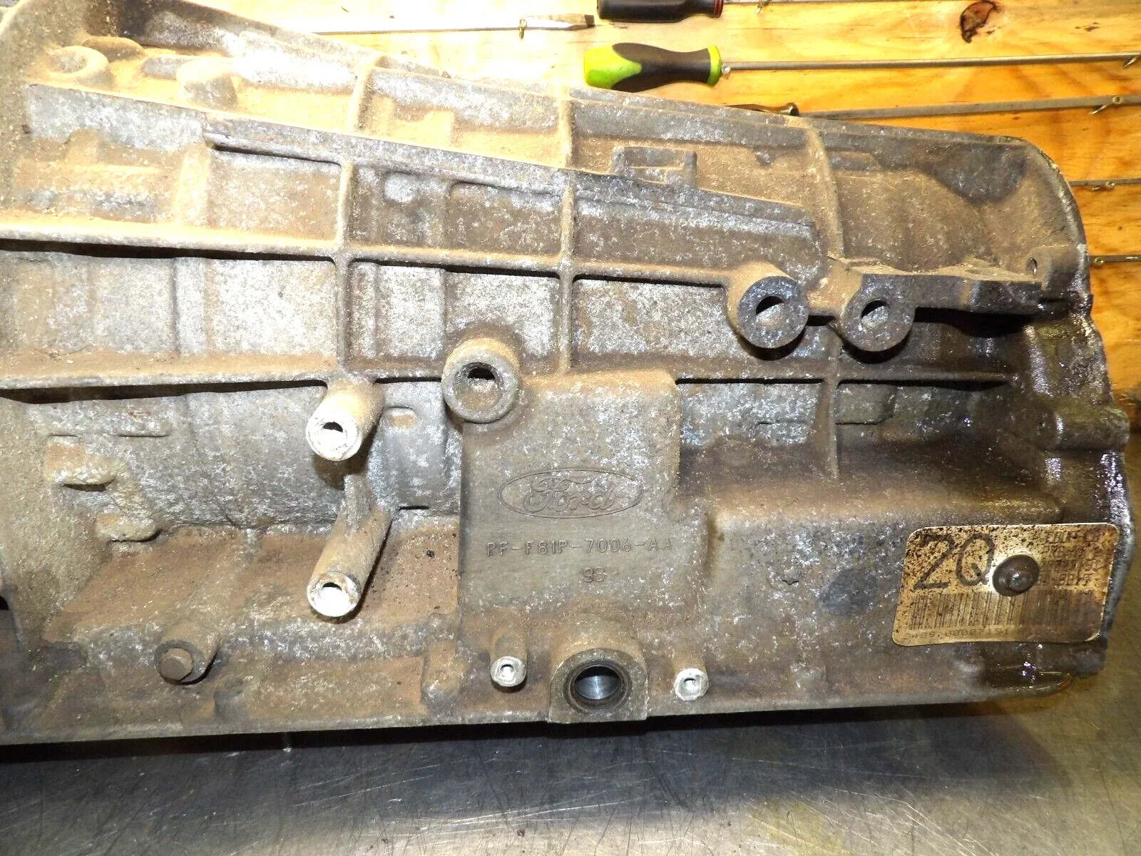 Ford  E4OD Automatic Transmission   351W Small Block  "  Case  "  Very Good  471 image 4