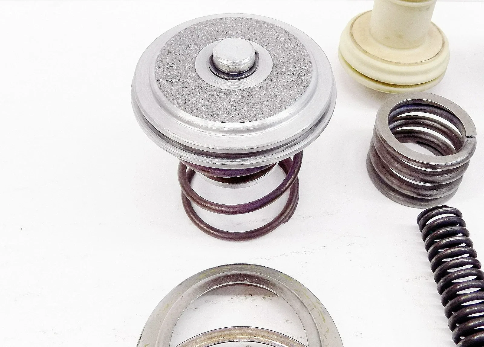 Complete A904/A999/A42/A44 RH & RE Series Servo & Accumulator Assembly 1988-2004 image 4