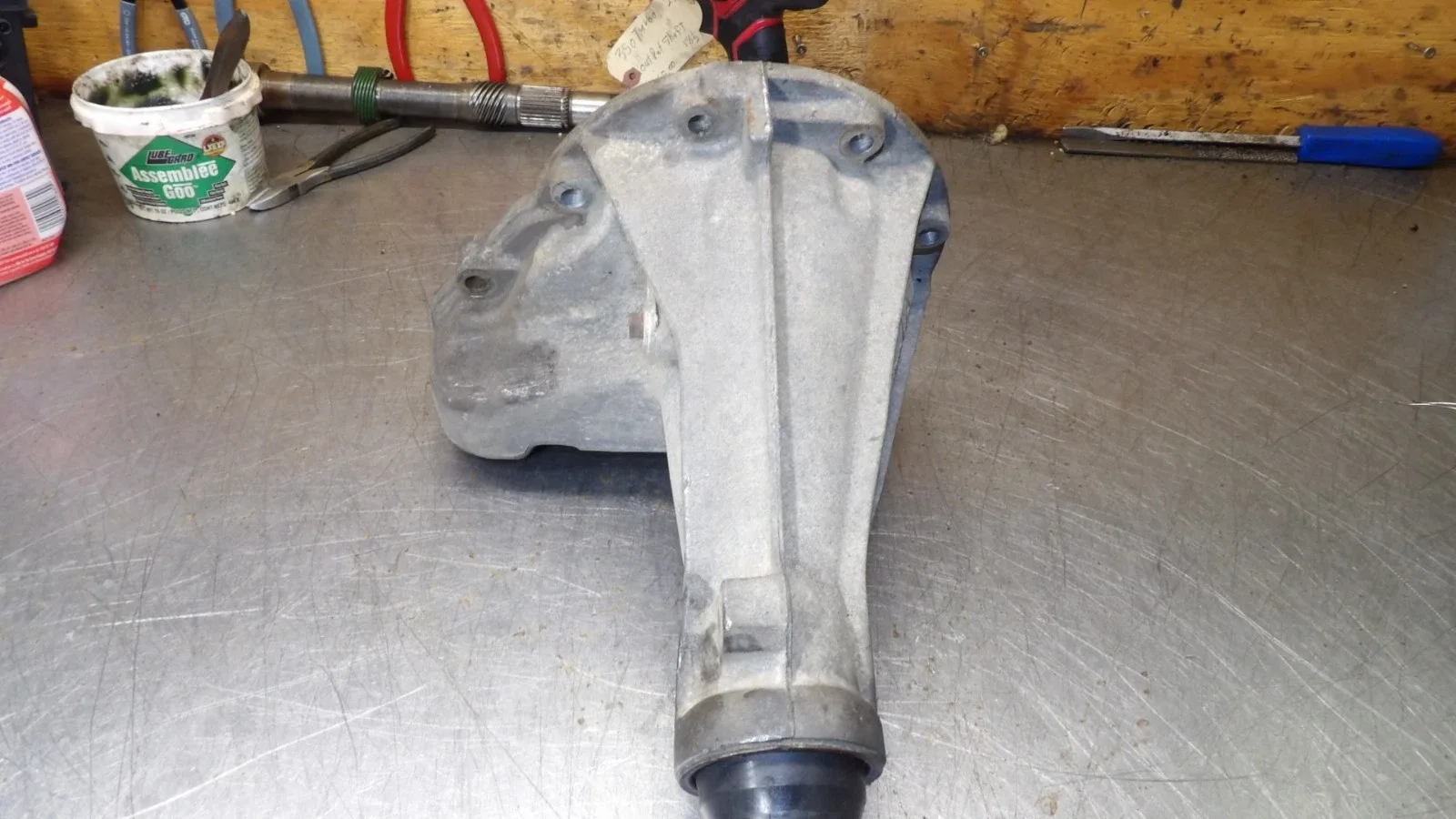 Ford E4OD 2-Wheel Drive Tail Shaft Housing image 3