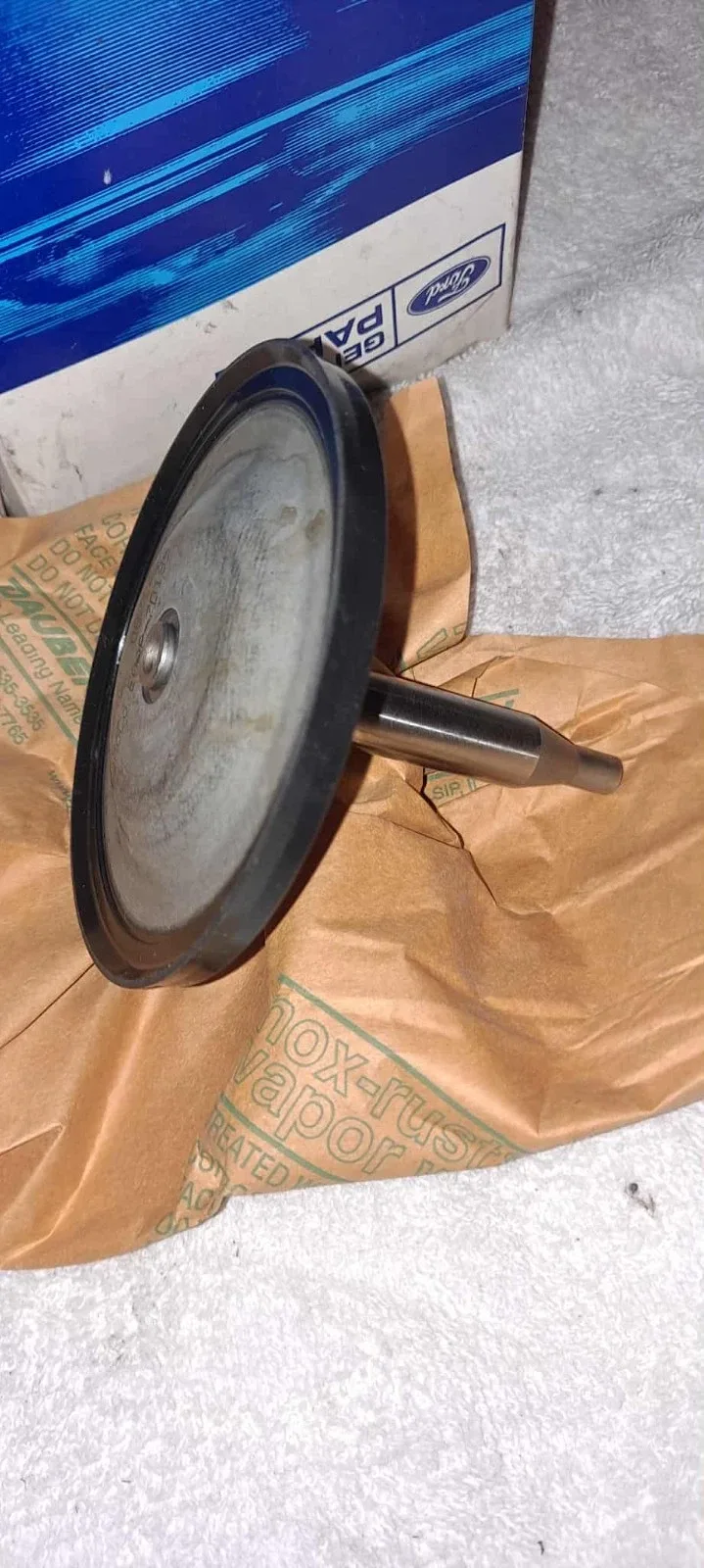 E0AZ7D189B FORD AUTO. TRANSMISSION LOW/REVERSE SERVO PISTON 4R70W MAYBE OTHERS image 2