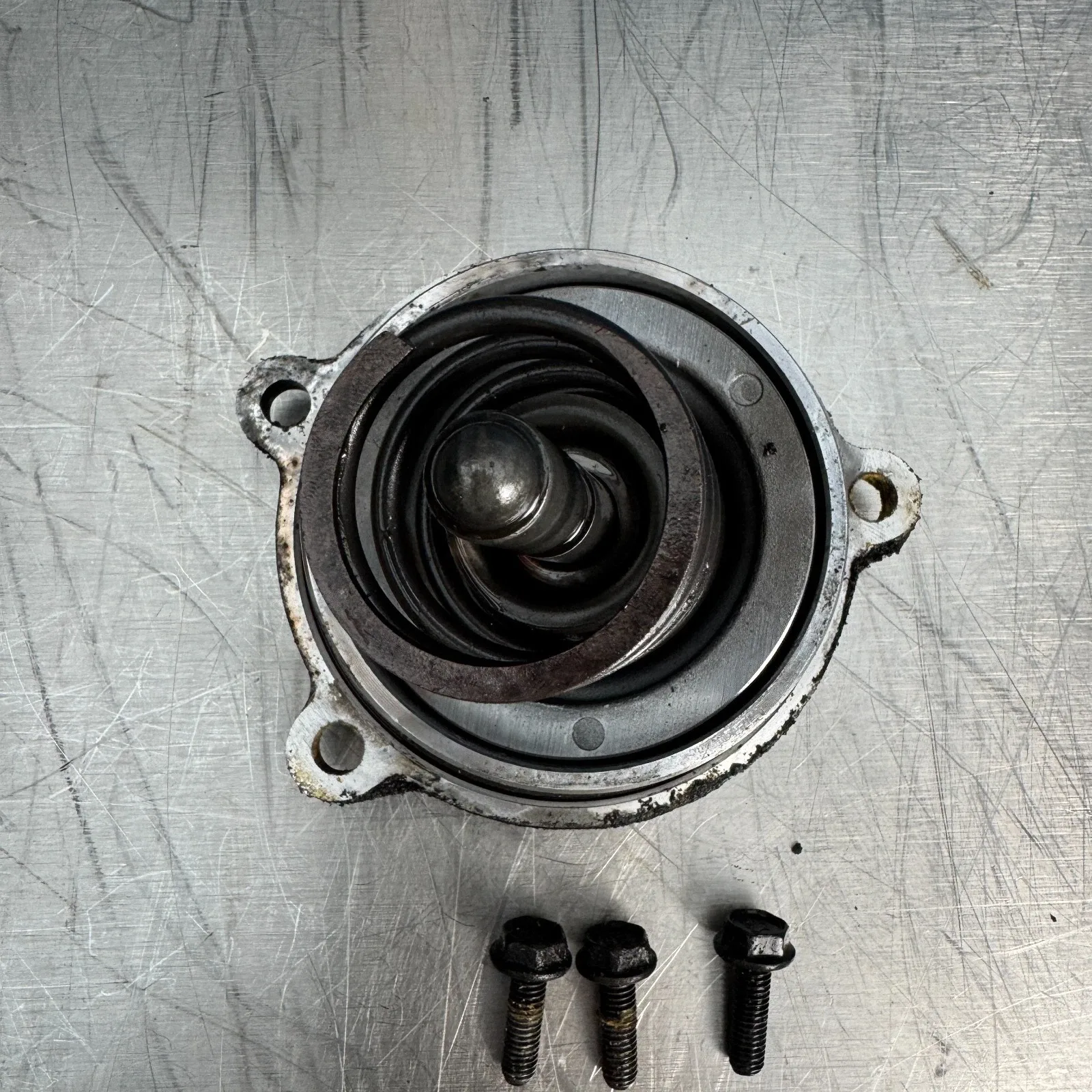 1998-2004 Cadillac Seville 4T80E Servo Piston Assembly image 3