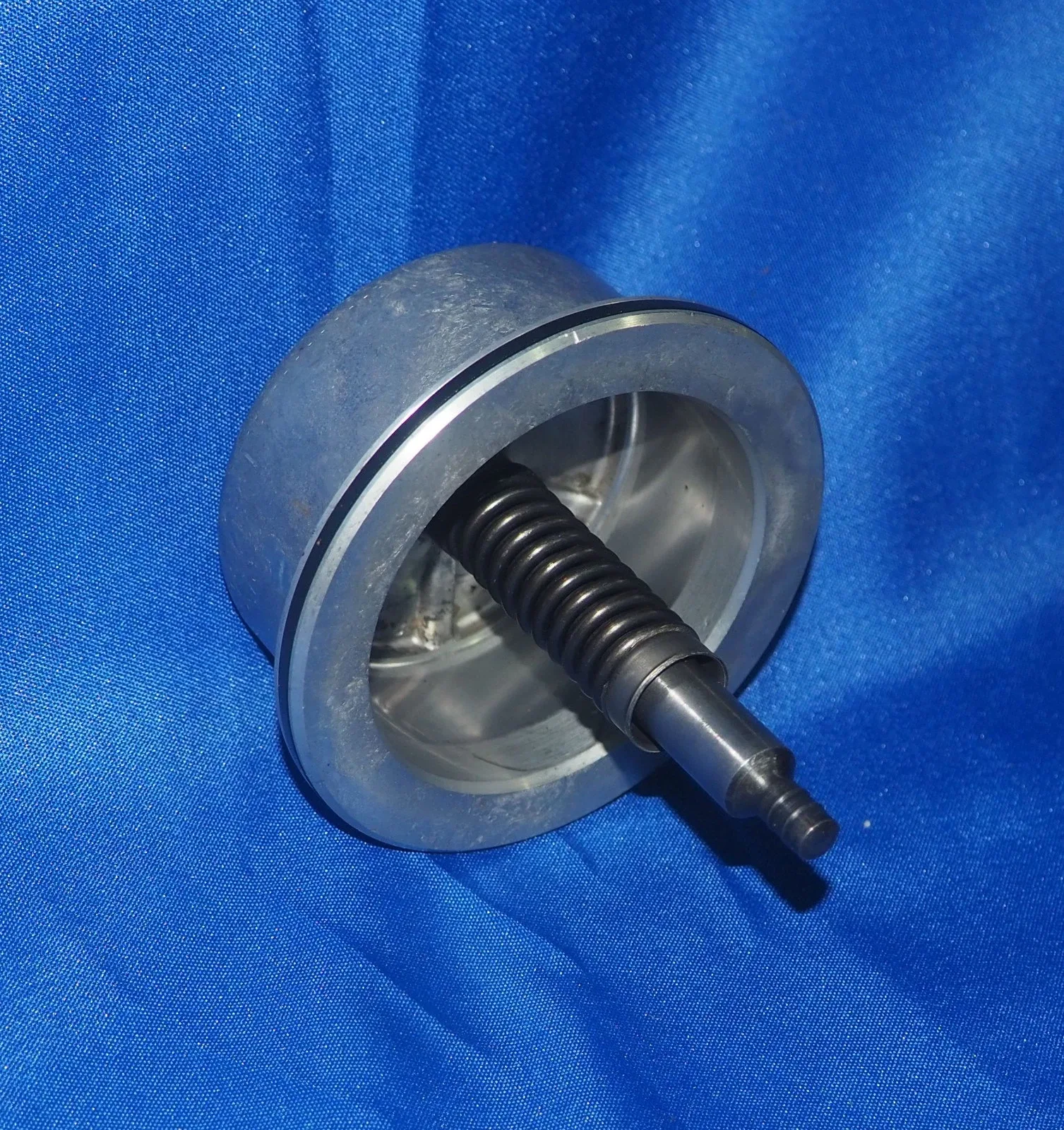 1970-1986 Rolls Royce Silver Shadow / Wraith / Spur 3-Speed GM400 Low Reverse Servo UE70903 image 4