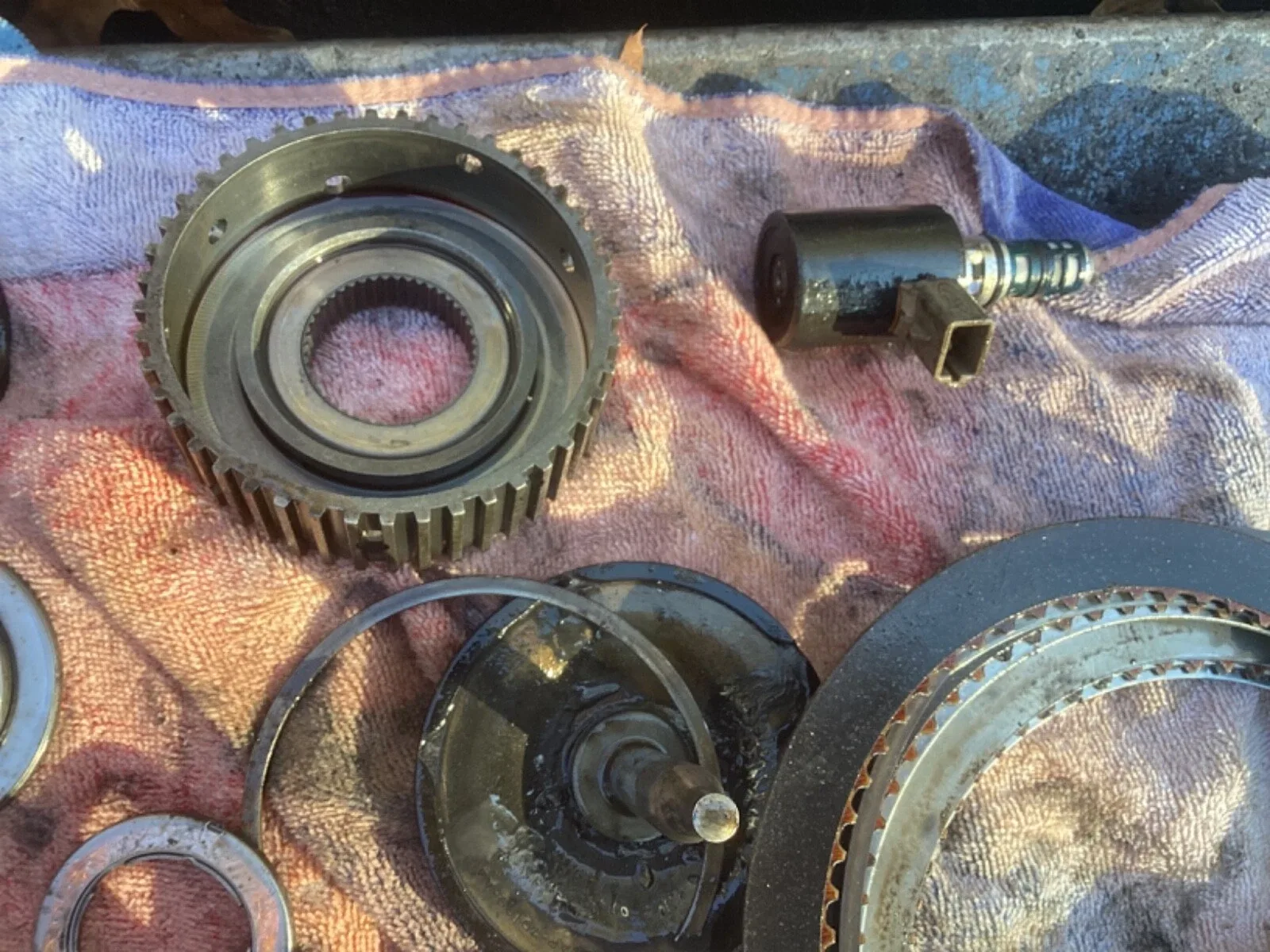 1994 Ford AODE Miscellaneous Transmission Parts Lot image 3