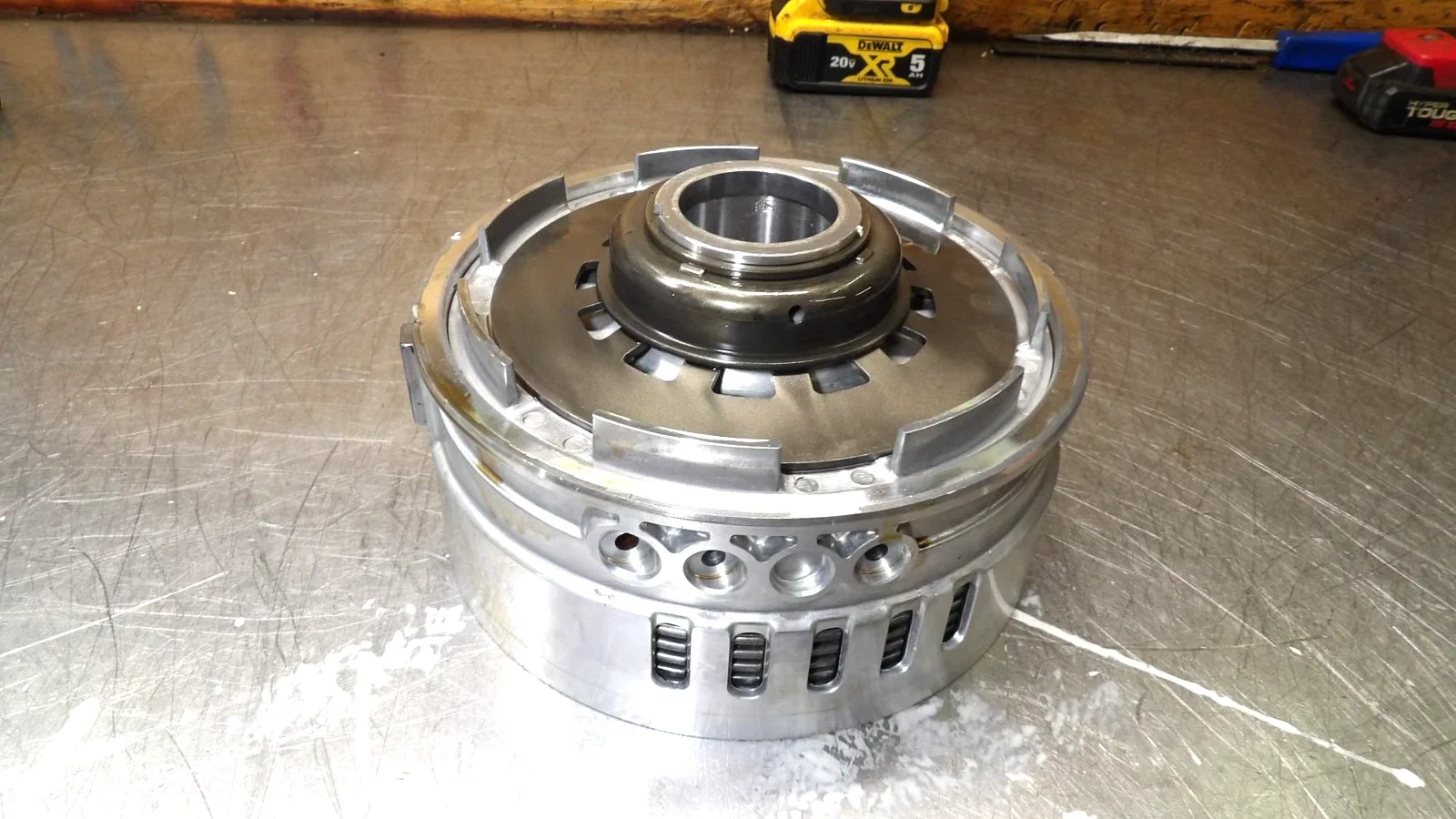 Ford 6R80 Center Support & Intermediate Clutches - Servo (Used)
