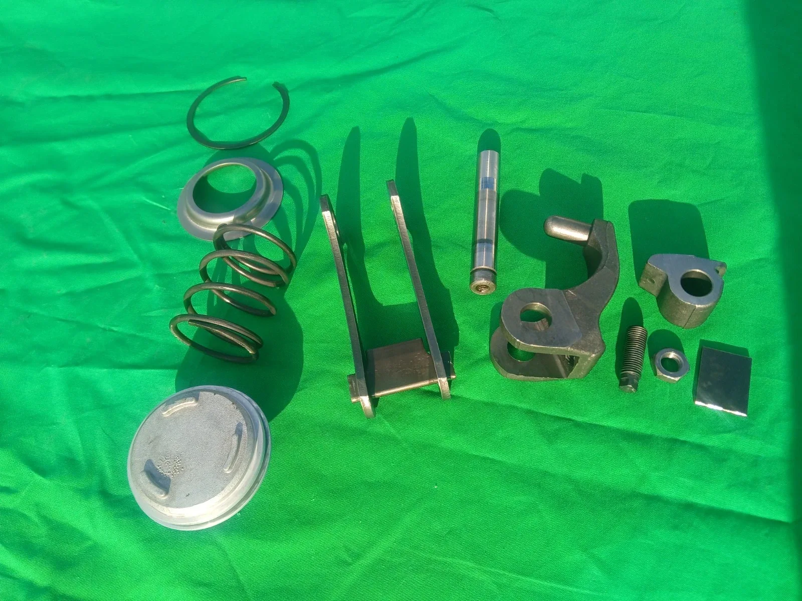 MoPaR 1965 A-727 Cable/ Push-Button Transmission Reverse Band Link & Servo parts