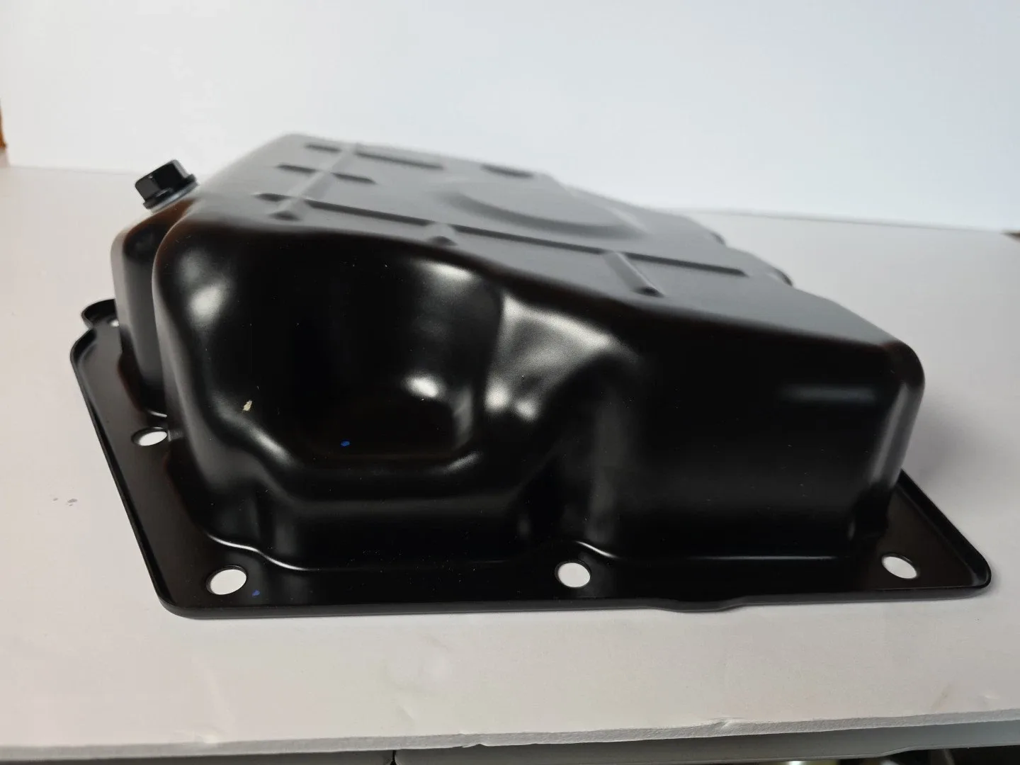 2003-2013 Chrysler / Dodge / Jeep Automatic Transmission Oil Pan - SKP image 4