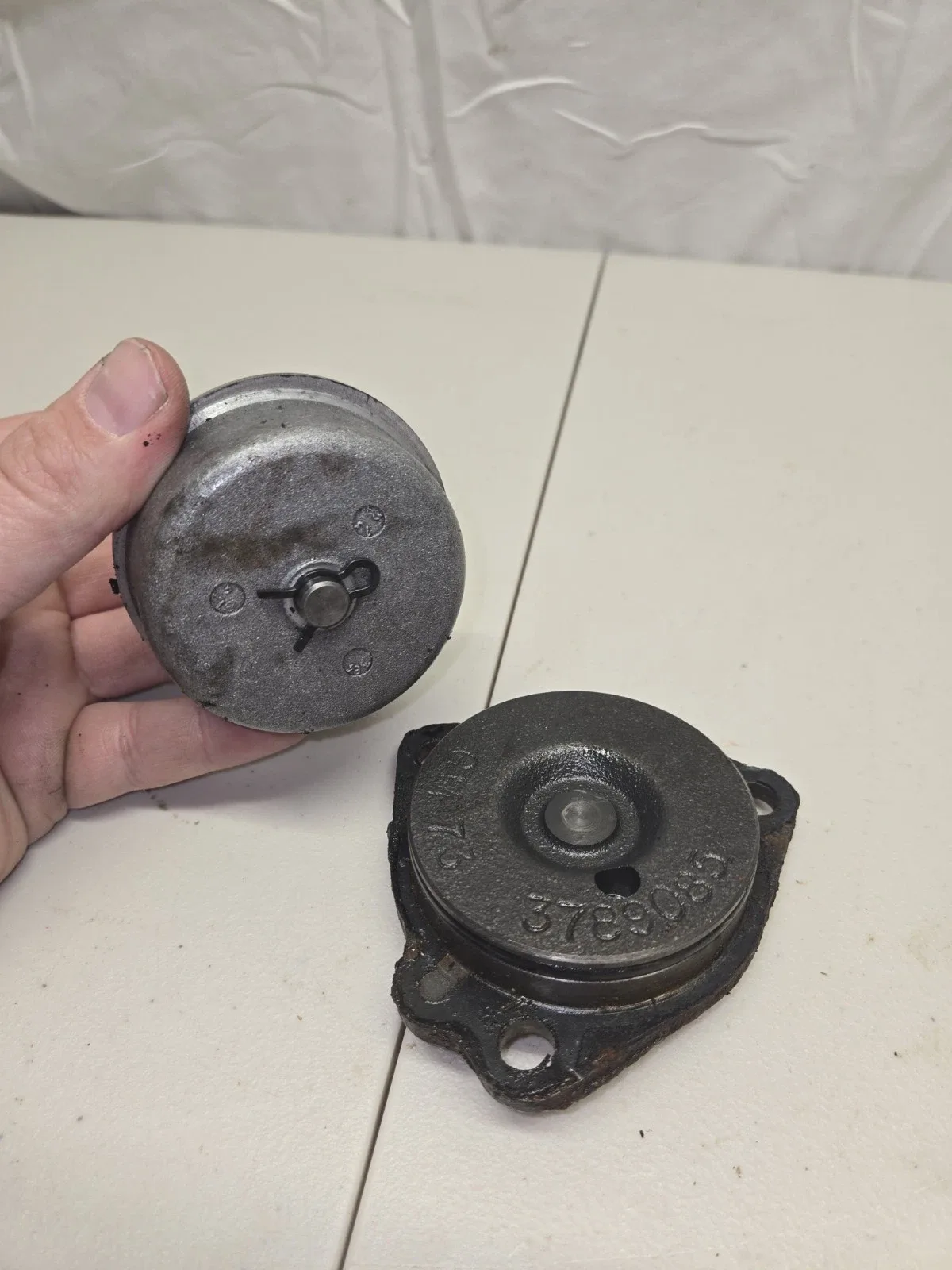GM Powerglide 2-Speed Transmission Band Servo Pin, Piston & Spring (OEM) image 3