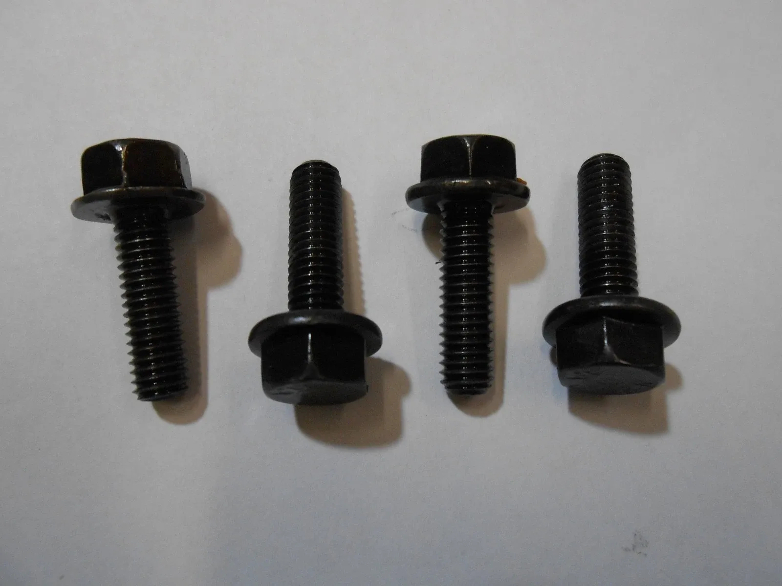 1987-1993 Ford Mustang 2.3L A4LD Low/Reverse Servo Cover Bolts