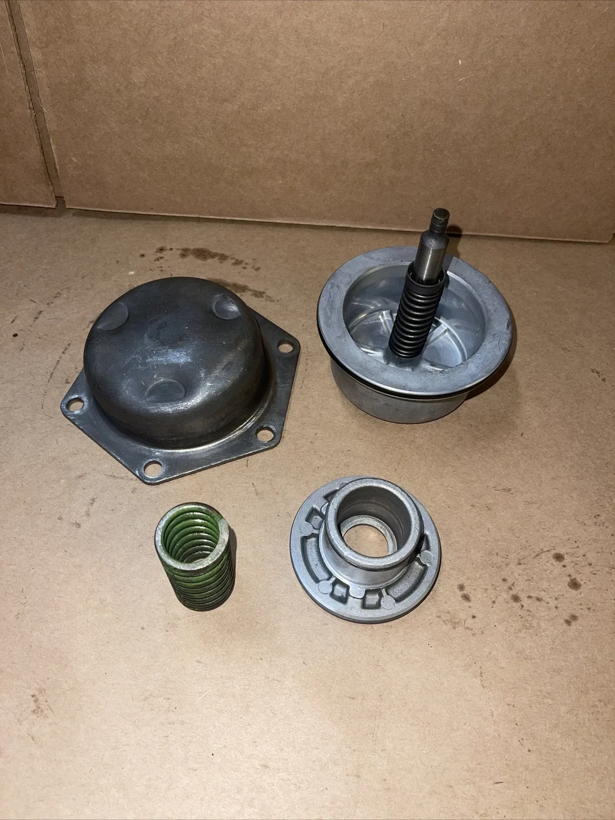 GM 400 Low Reverse Servo (2-Ring Pin) - Used