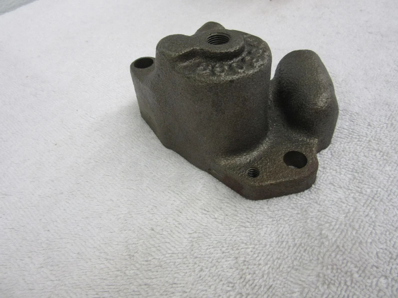 1950-1951 GM Hydramatic Transmission Servo Body MPN 8611742 image 3