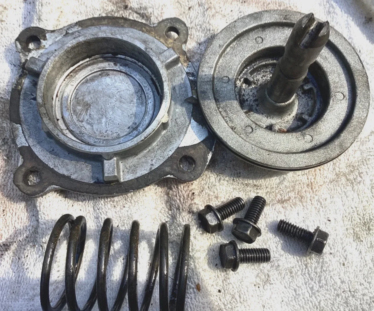 Ford C4/C5 O Servo OEM Used with Spring & Bolts image 2
