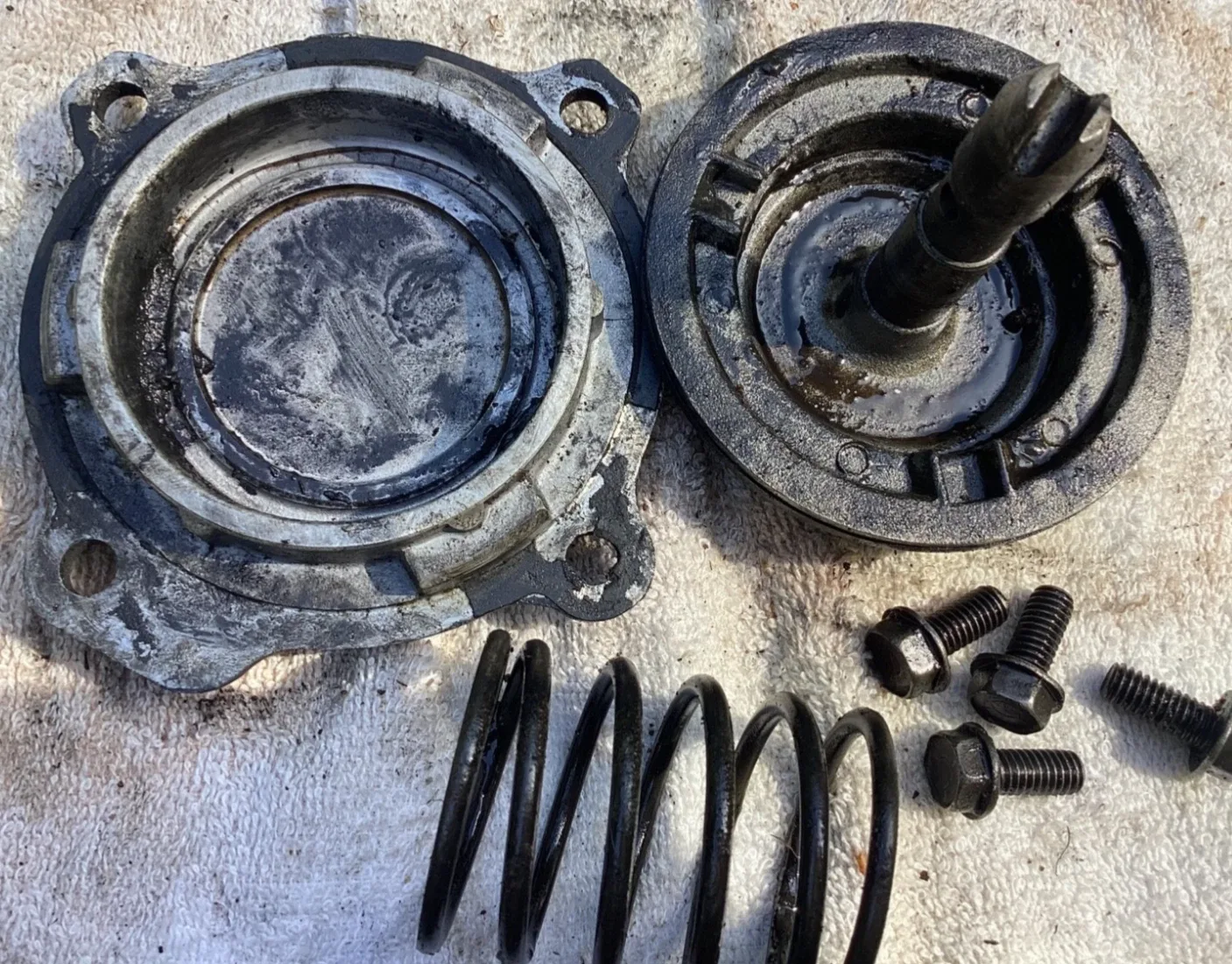 Ford C4 A Servo OEM Used (with Spring & Bolts) image 2