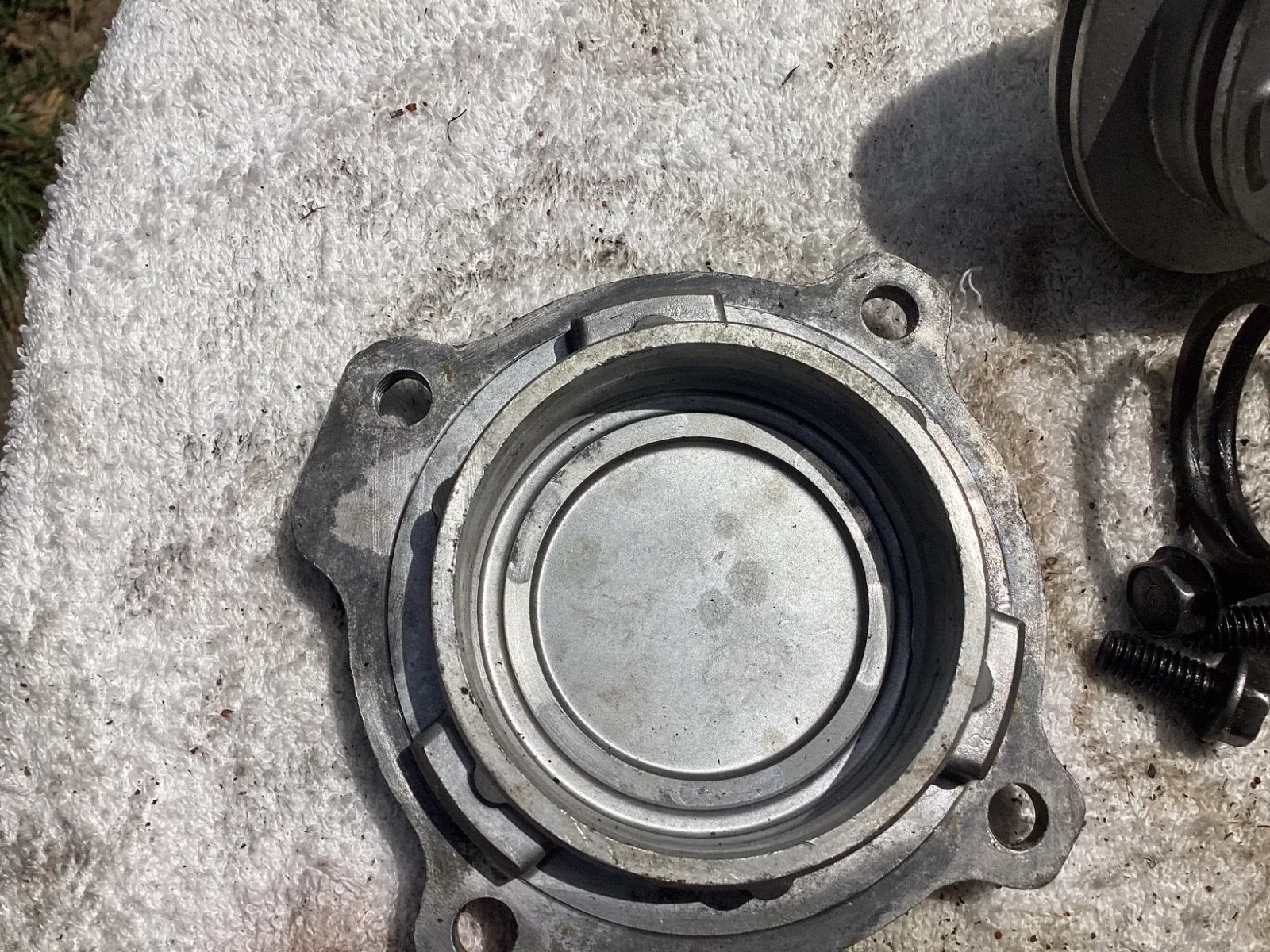 Ford  C4 Auto Trans A Servo     OEM Used     with Spring & Bolts image 3