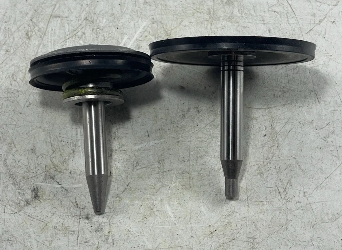 National Servo Pistons for Ford AOD/AODE/4R70W/4R75 - S-8927 208477RXO image 2