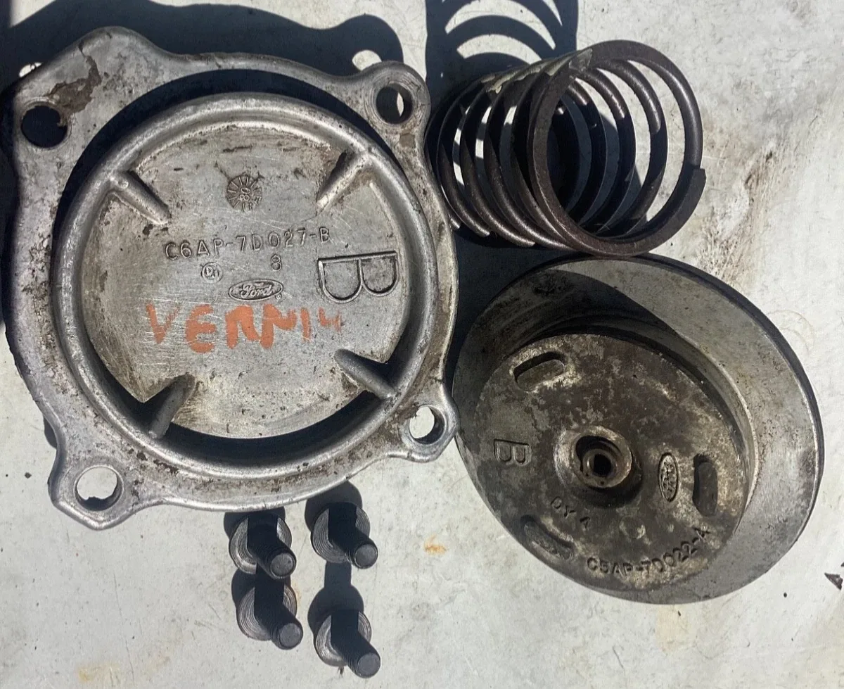 Ford C4 Transmission B-Servo OEM Used with Spring & Bolts