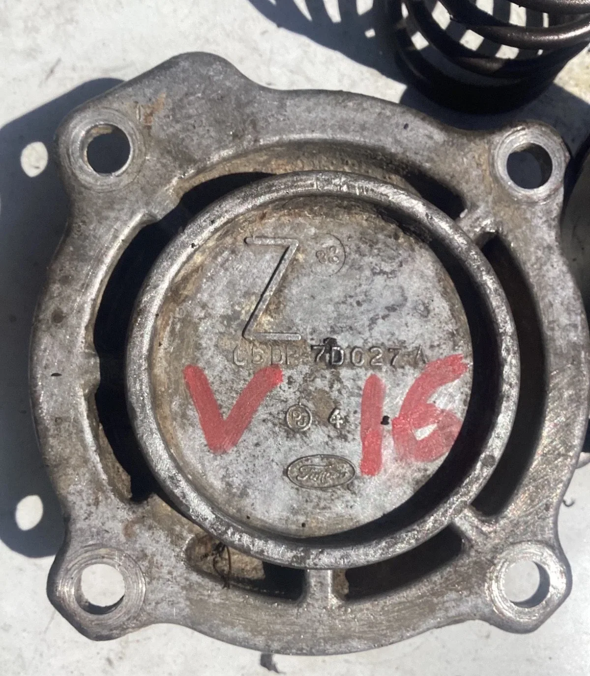 Ford C4 Transmission B Servo OEM Used image 2