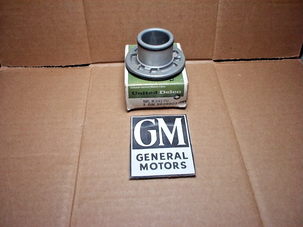 1965-1975 Buick Chevy Olds Delco Transmission Servo #8626902 NOS