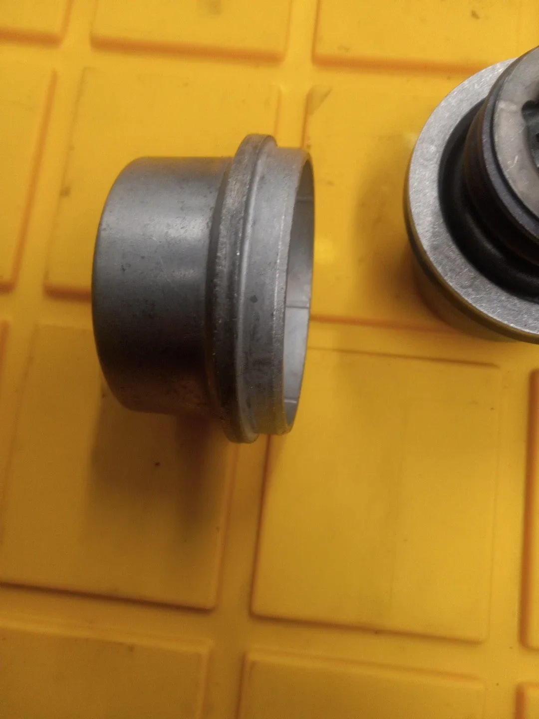 Used Super Turbine 300 Servo Assy & Servo Cover - General Motors image 3