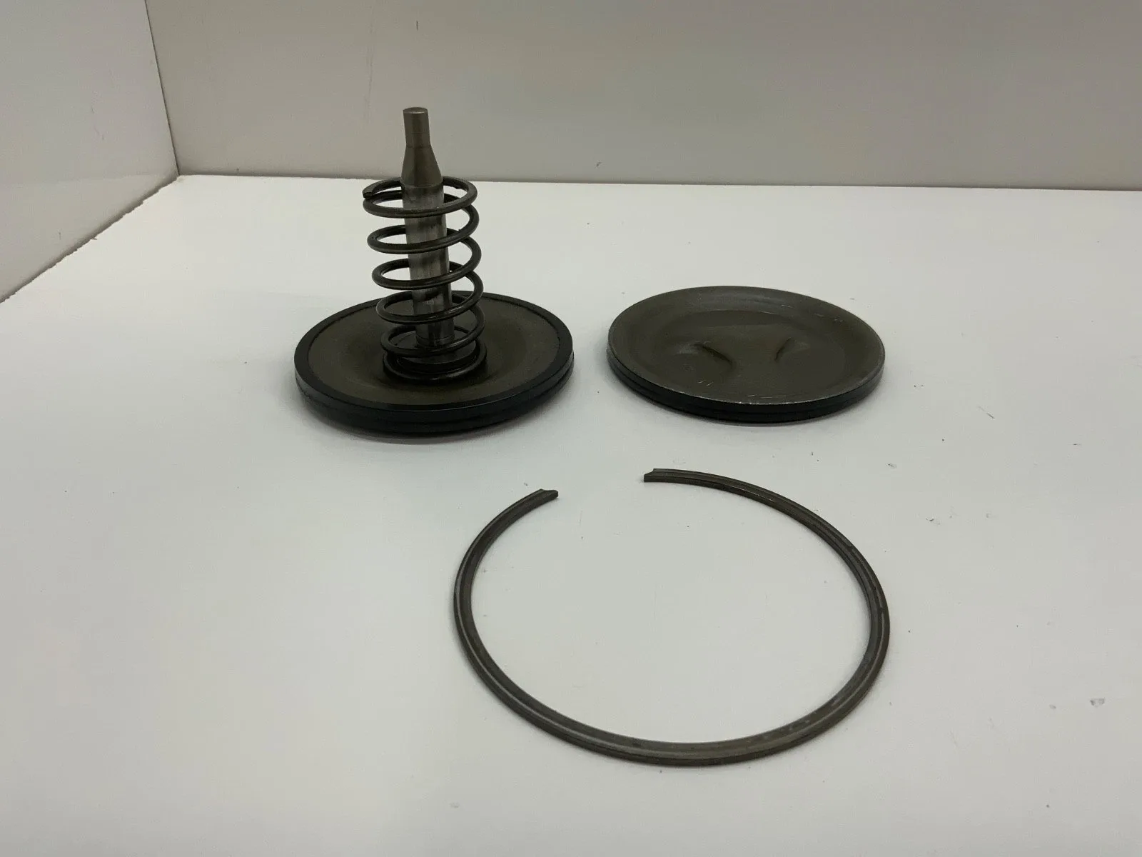 1980 and Up Ford 4R70W/4R75W Low-Reverse Servo EOAP-7D189-AA