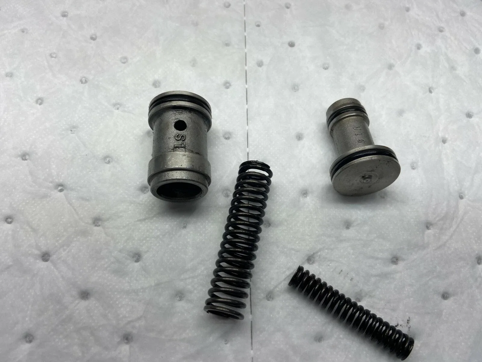 1989-1994 Geo Metro Automatic Transmission Servo Set KJUU46SFY545