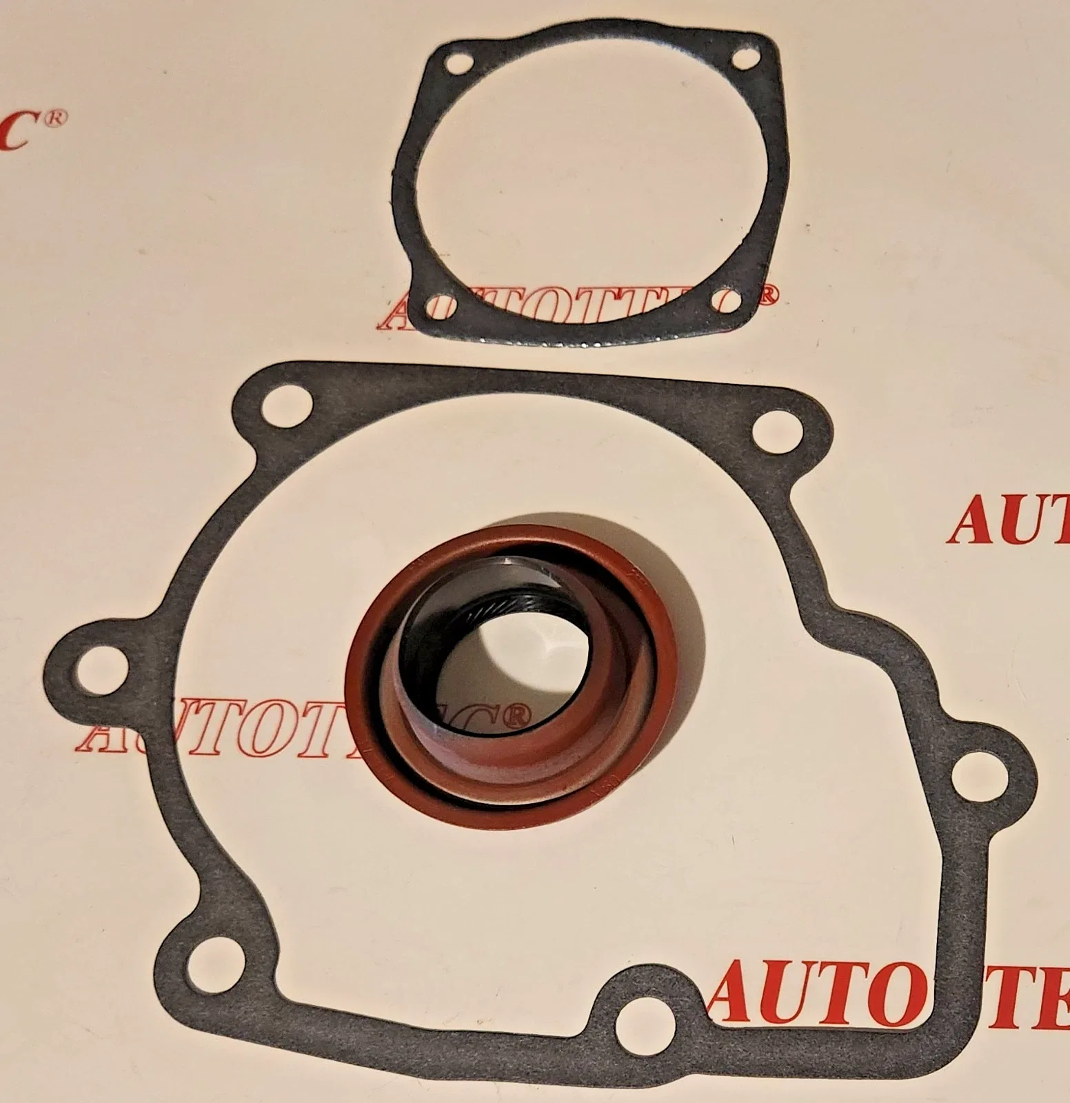 1974-2011 4R44E/5R55E Extension Metal-Clad Seal Kit