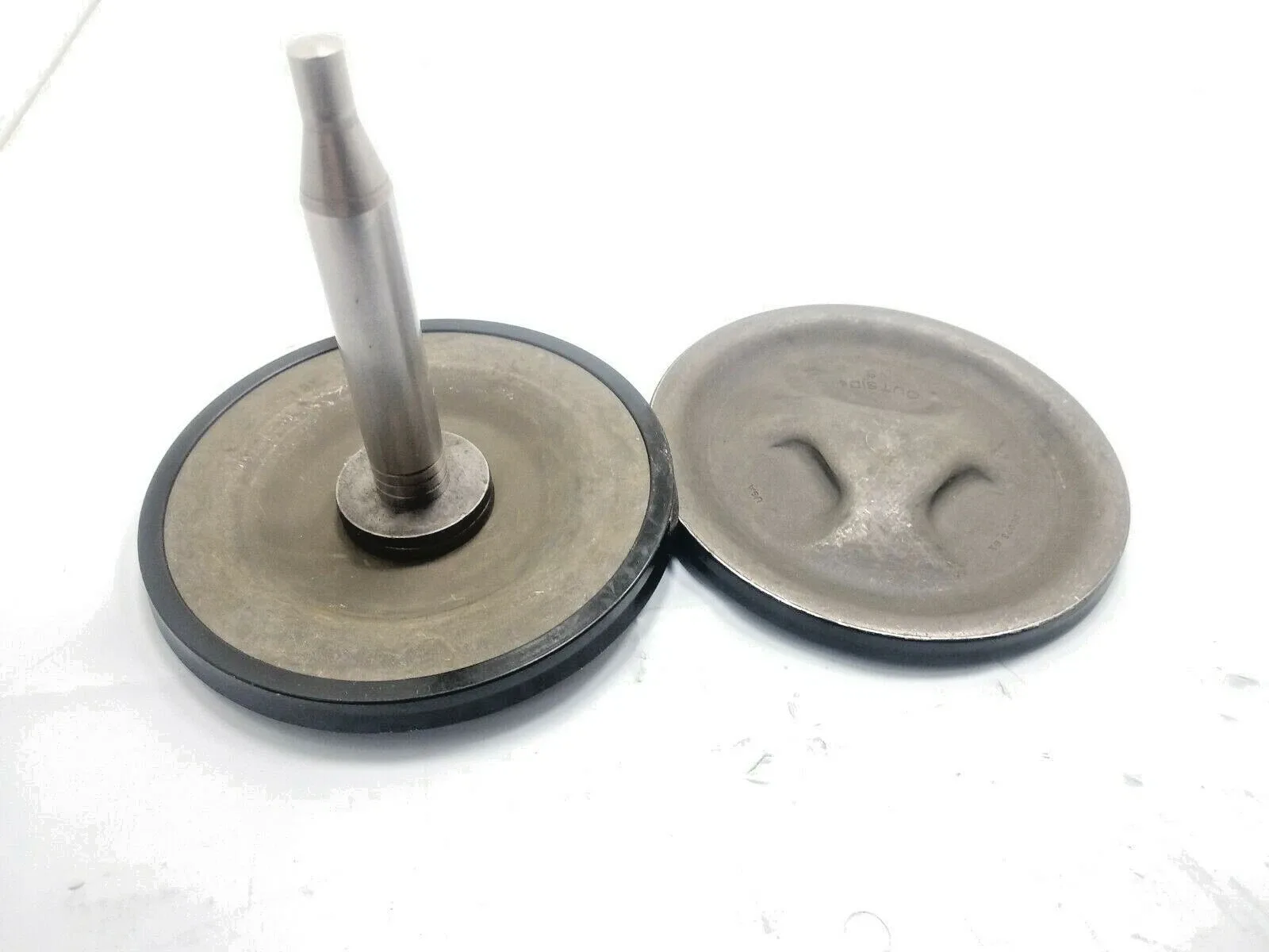 AODE / 4R70W / 4R75W Reverse Servo Piston & Cover 76914 + 76912B