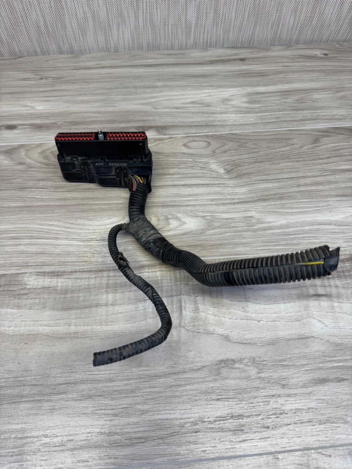 2001 Chrysler PT Cruiser TCU Wiring Harness Plug Connector P05033790AF