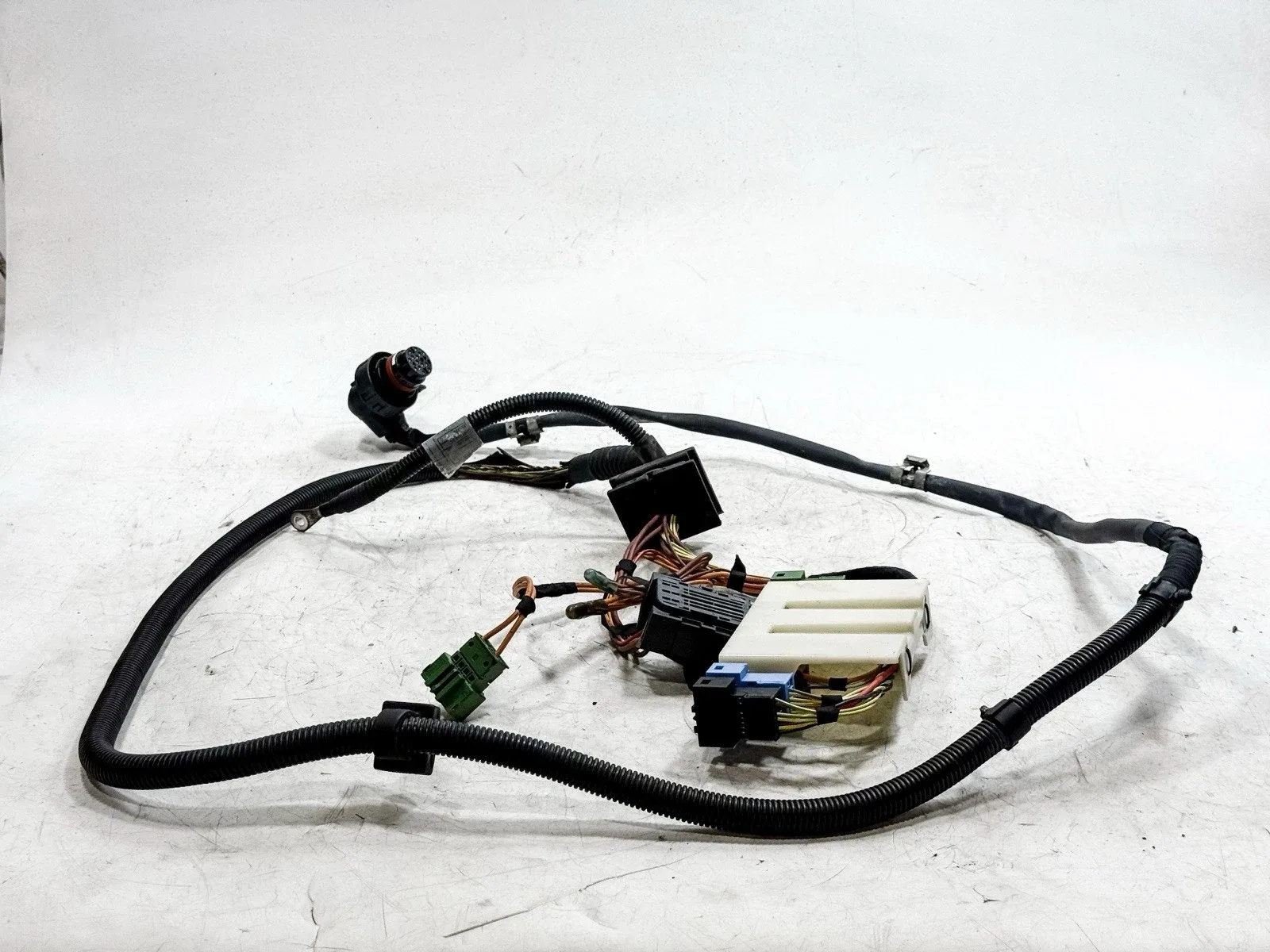 2007-2010 BMW 335xi N54 Engine/Transmission Wire Harness — 12517566513 image 2