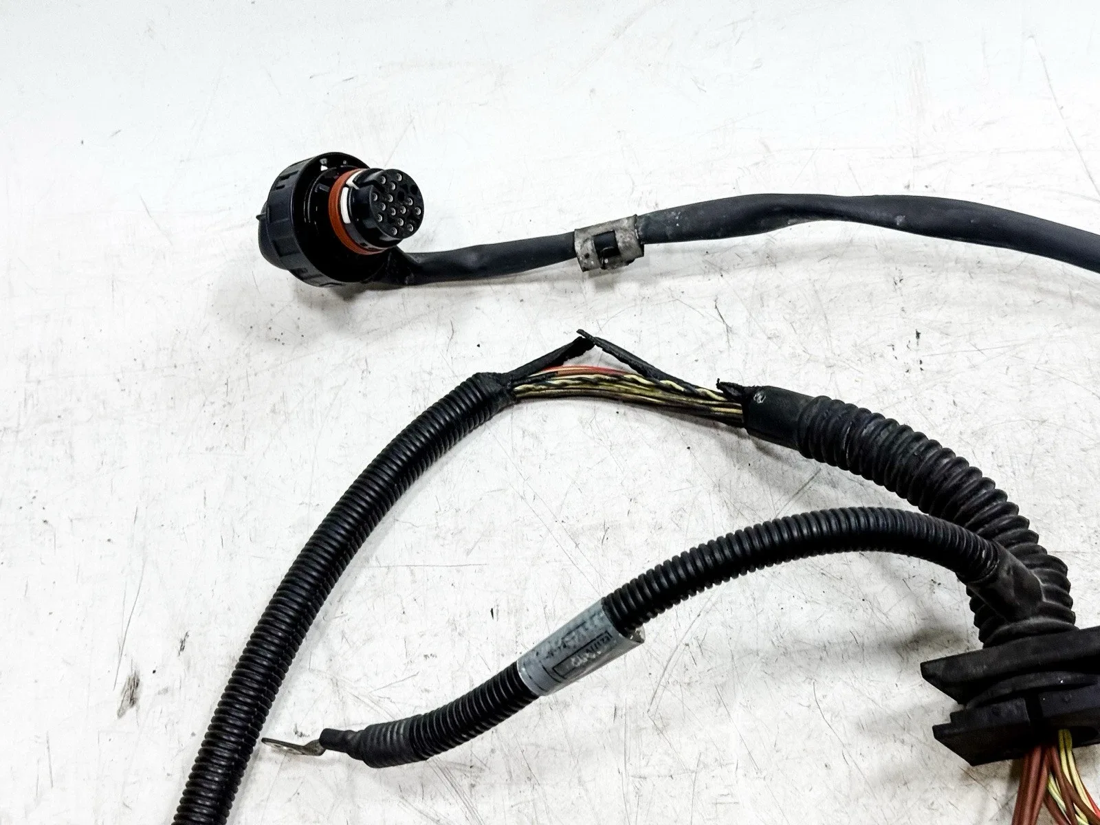 2007-2010 BMW 335xi N54 Engine/Transmission Wire Harness — 12517566513 image 4
