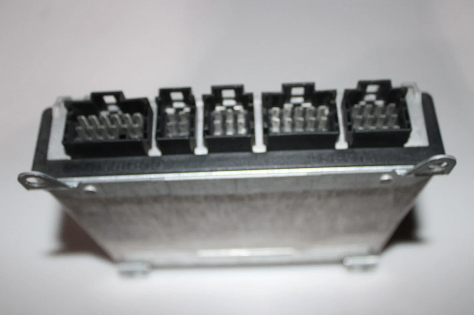 WABCO ABS Computer 446 003 409 0 6S/6M 24V 5-Pin image 3