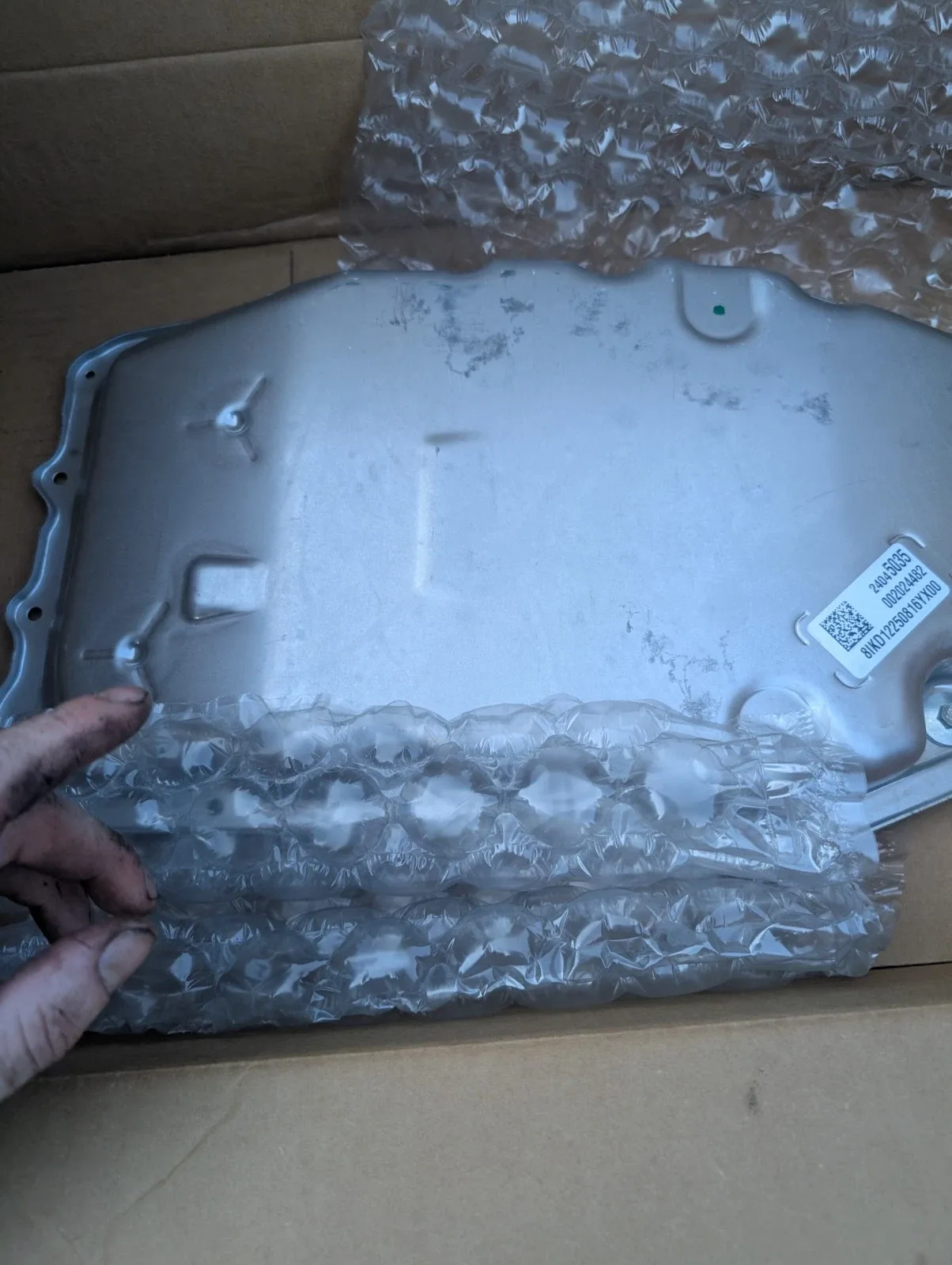 Gm 8l90 Genuine OEM Transmission Pan 2015 Chevy Silverado 6.2l image 3