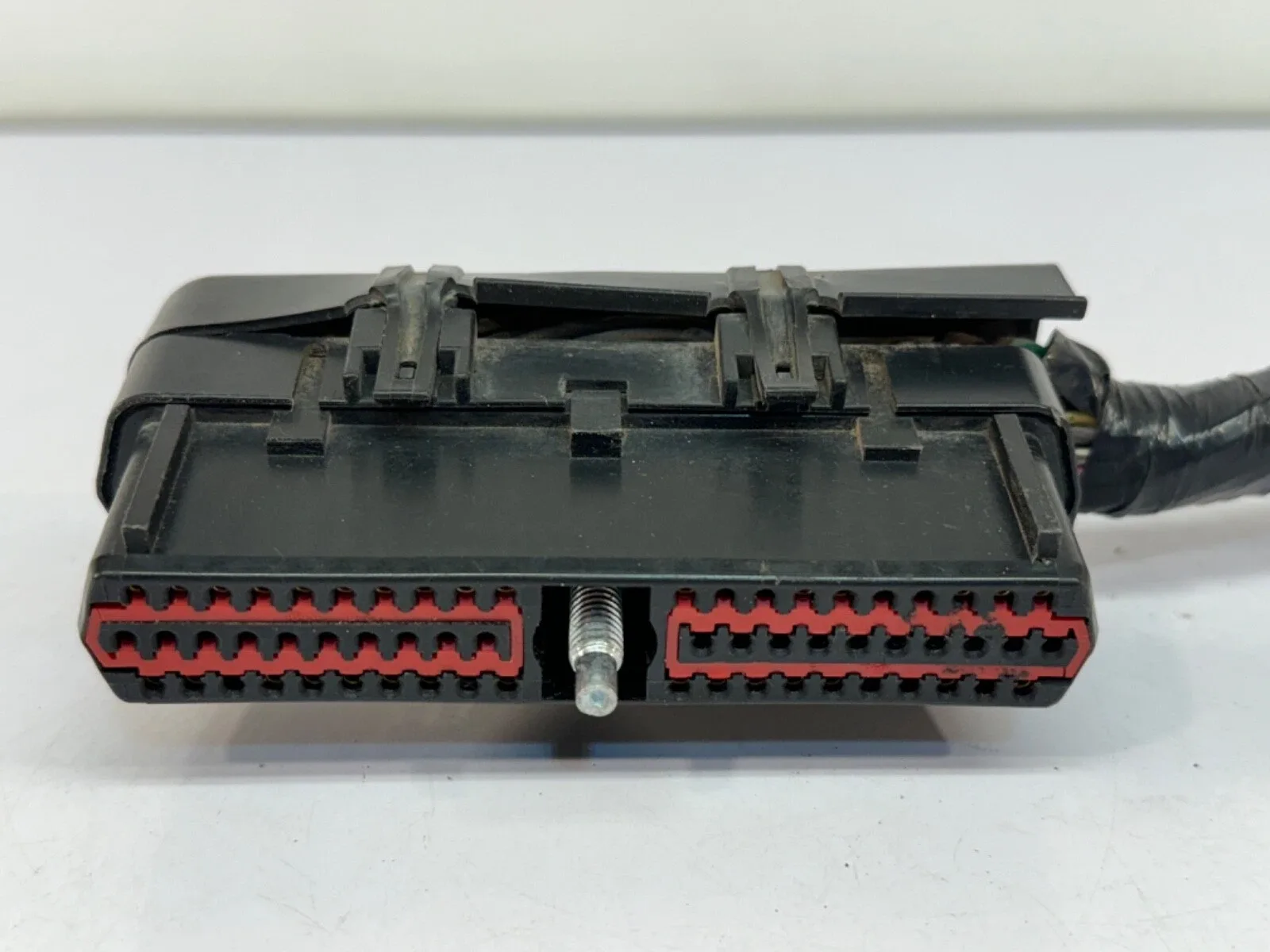 2002 Chrysler Town & Country TCU Wiring Harness Plug Connector P04686719AF image 2