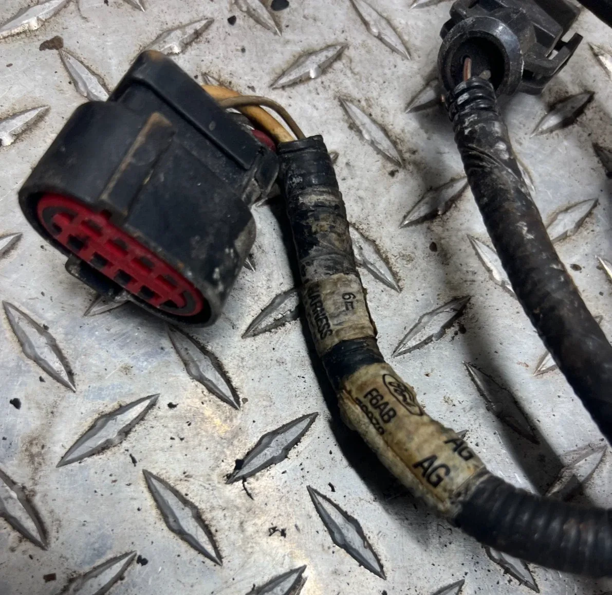 1996 Ford Crown Victoria Automatic Transmission Wiring Harness image 2