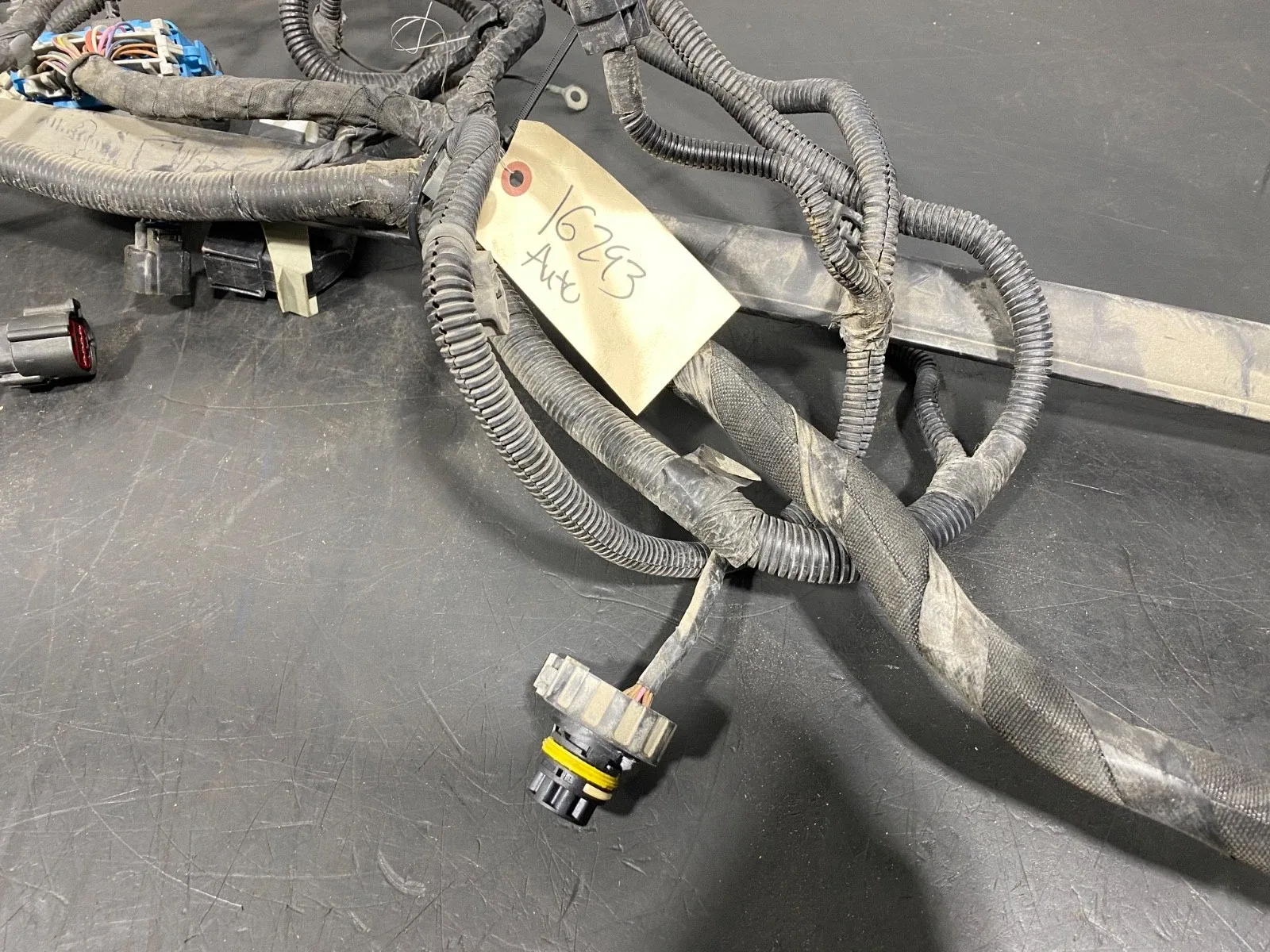 2008 Chevrolet Corvette C6 OEM Automatic Transmission Wiring Harness image 4