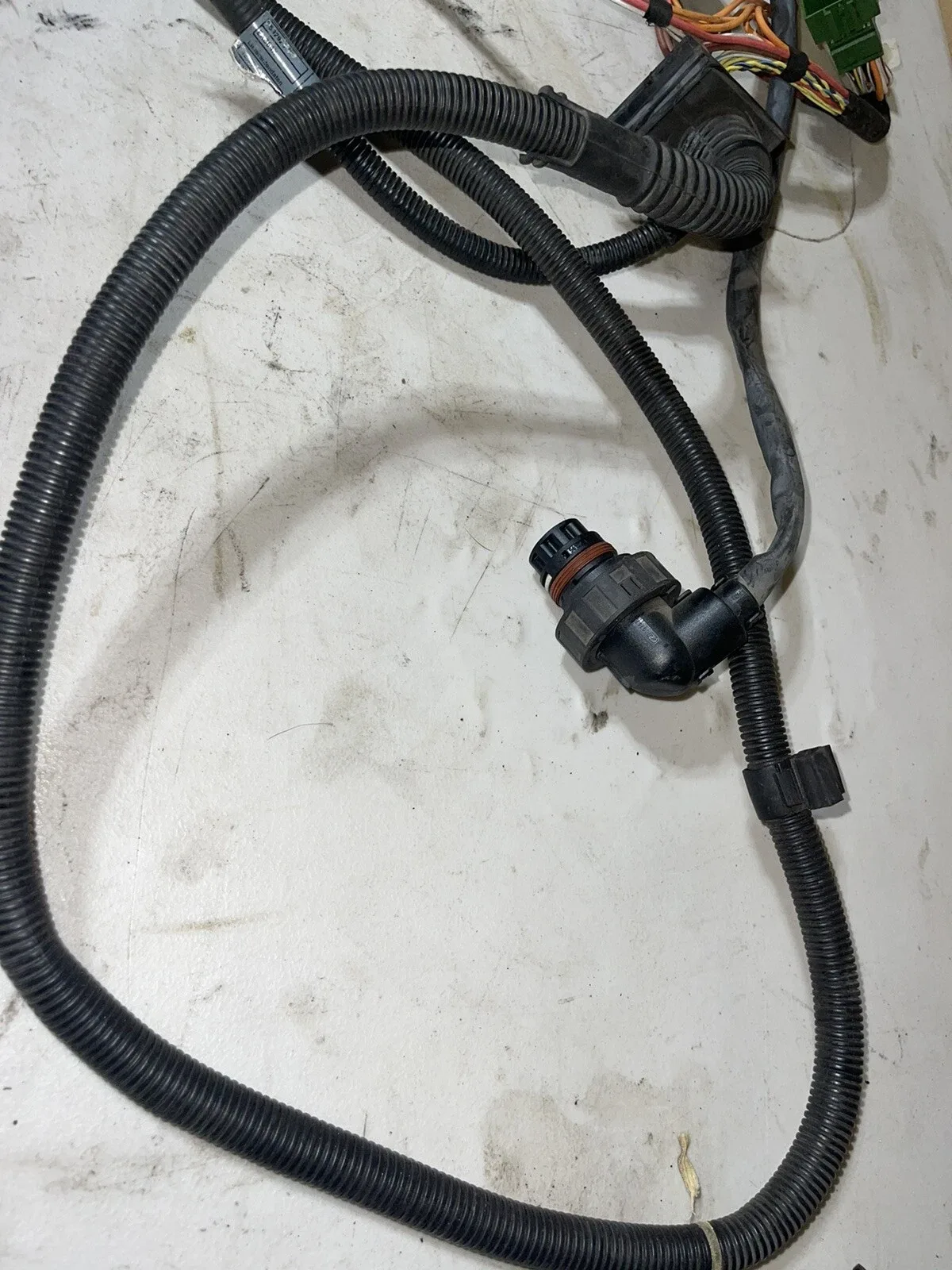 2009 BMW 328i / 328xi Engine & Transmission Wire Harness MPN 12537592925 image 4