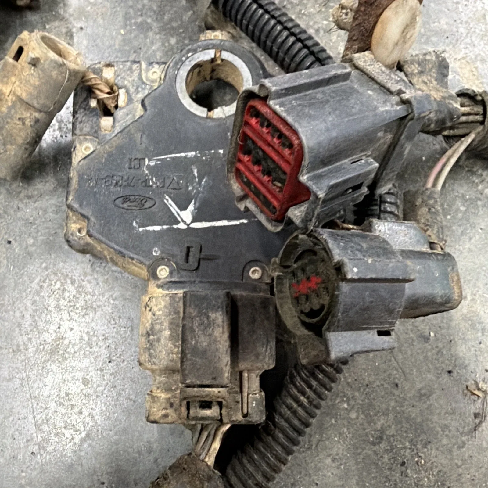 1995-1997 Ford F250/F350 7.3L Diesel E4OD Transmission Wiring Harness image 3