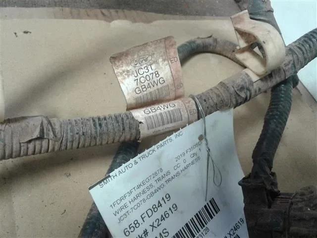 2019 Ford F-350 SD Transmission Wire Harness 658 image 2