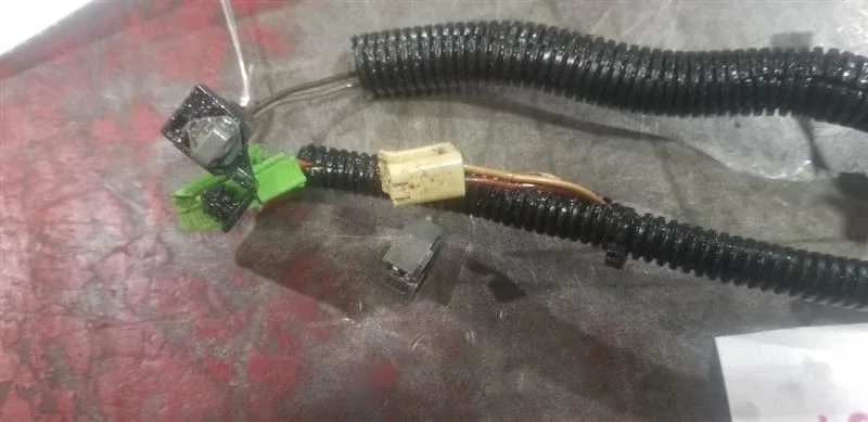 2009 Chevrolet Impala Transmission Wire Harness 658 image 4