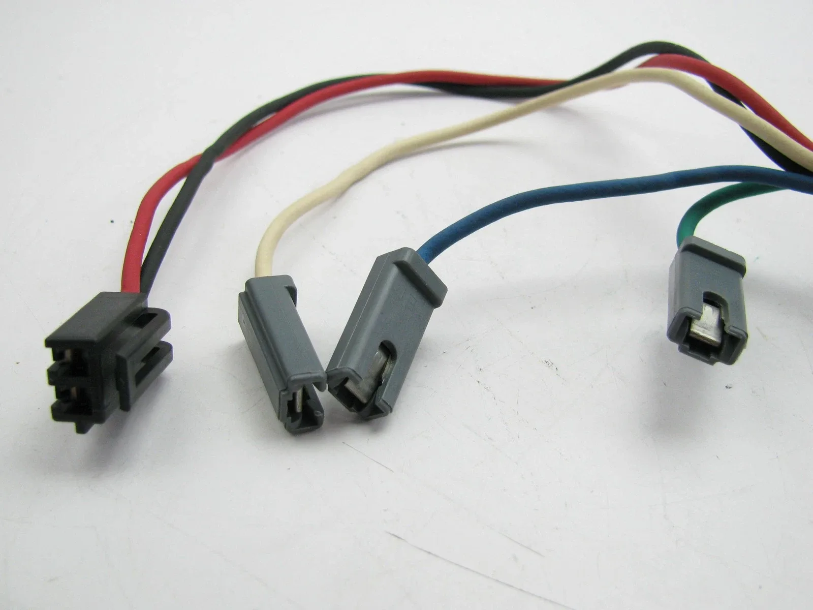Ford AXOD Valve Body Wiring Harness E6DZ-7G276-A image 3