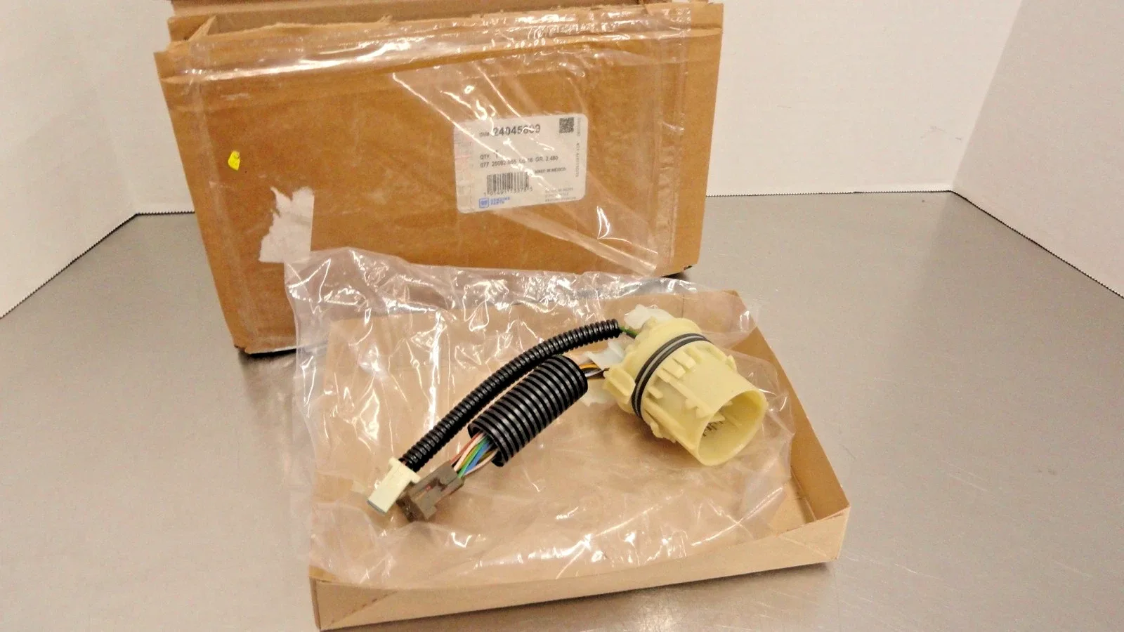 New OEM Genuine GM 24045609 Automatic Transmission Wiring Harness